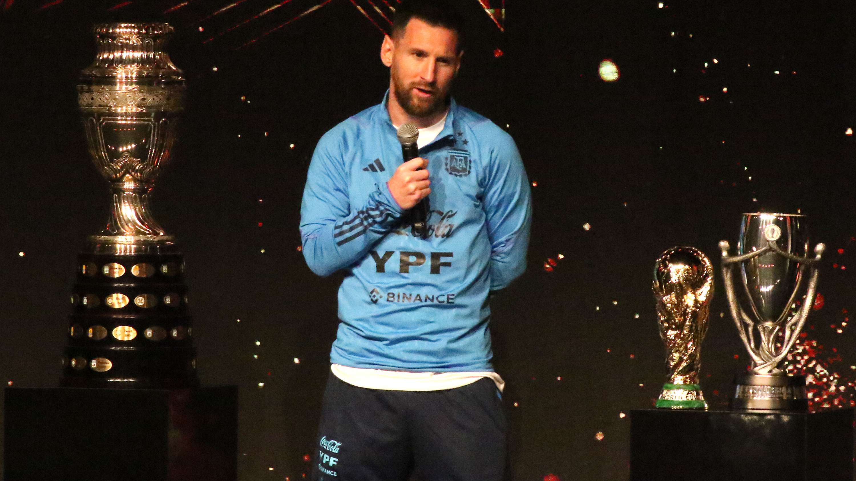 CONMEBOL Pays Tribute To FIFA World Cup Champions Argentina