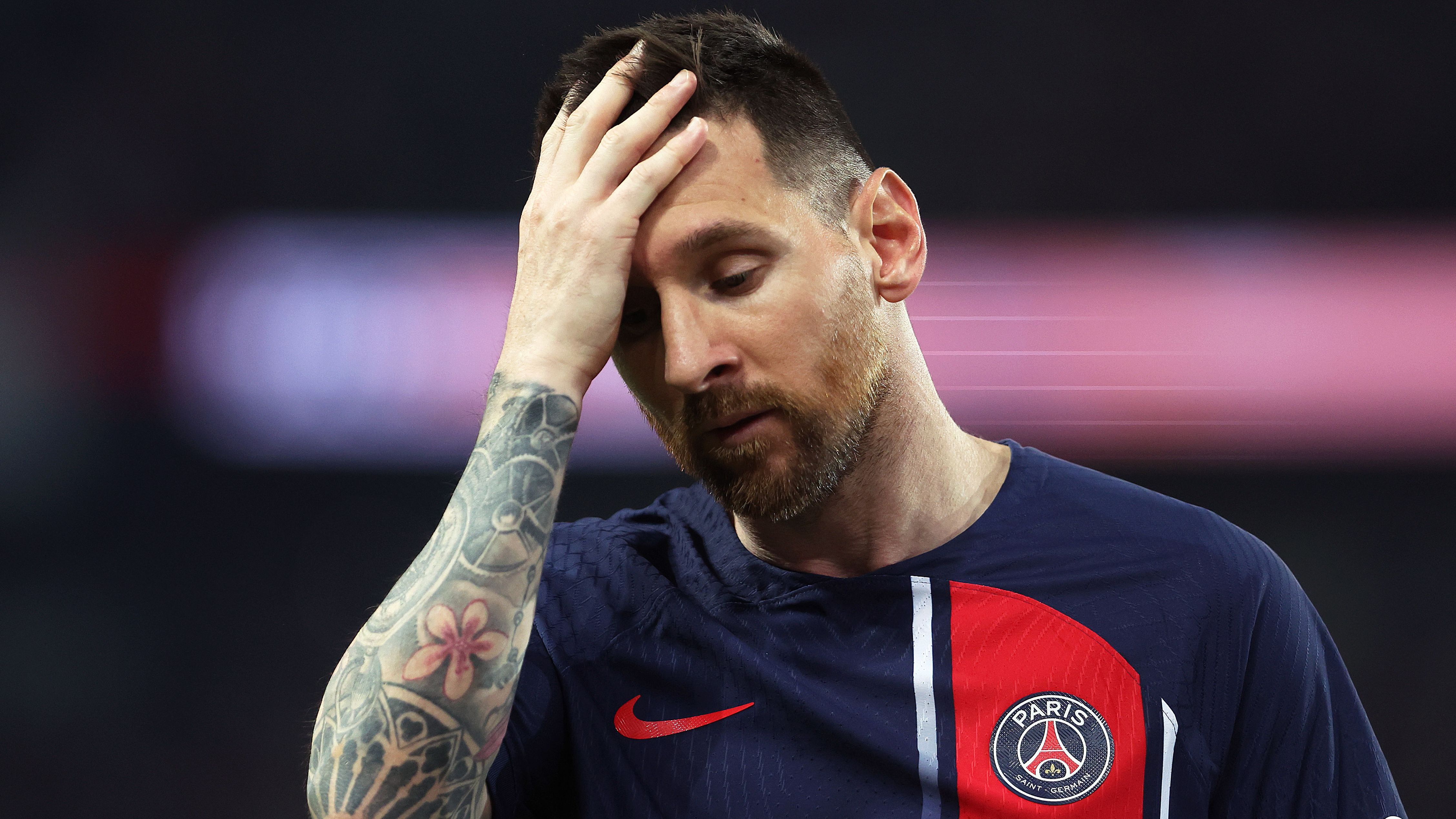 Paris Saint-Germain v Clermont Foot - Ligue 1 Uber Eats