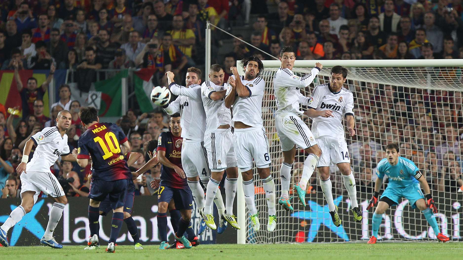 FBL-ESP-LIGA-BARCELONA-REAL MADRID