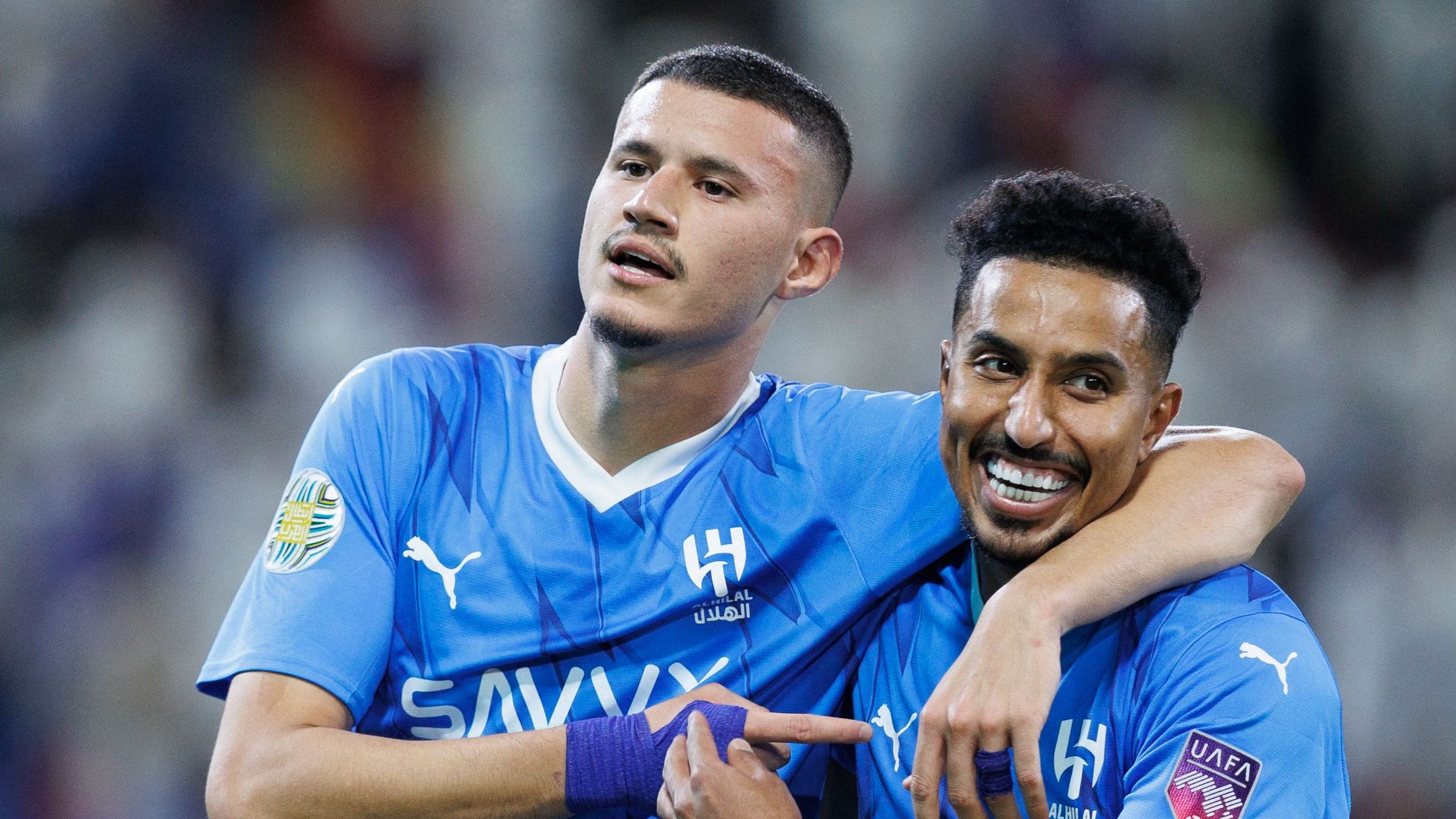 بين الدوسري والحمدان.. أنقذوا المنتخب السعودي من جماهير الهلال والنصر!