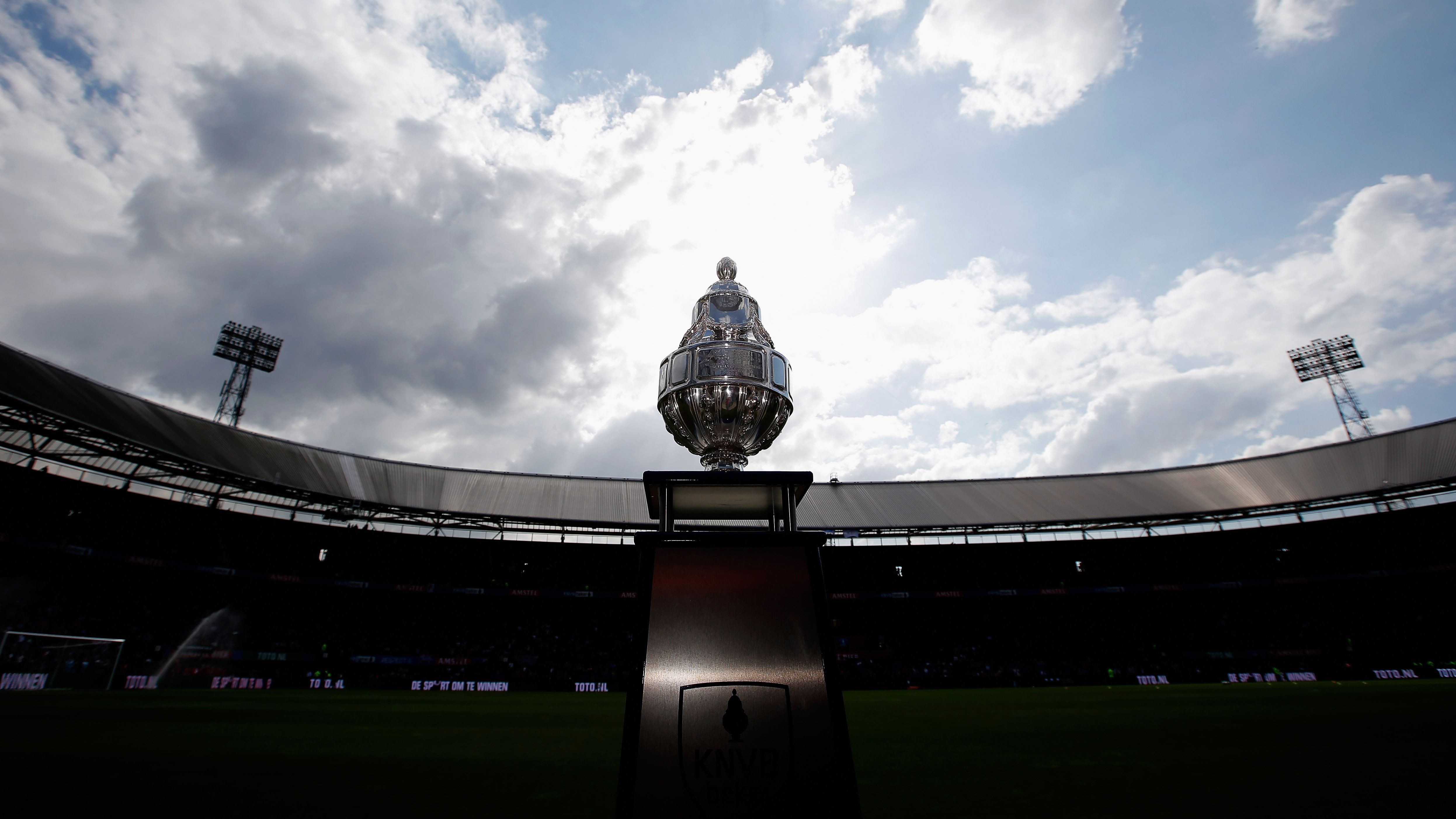 PSV Eindhoven v AZ Alkmaar - Dutch Cup final