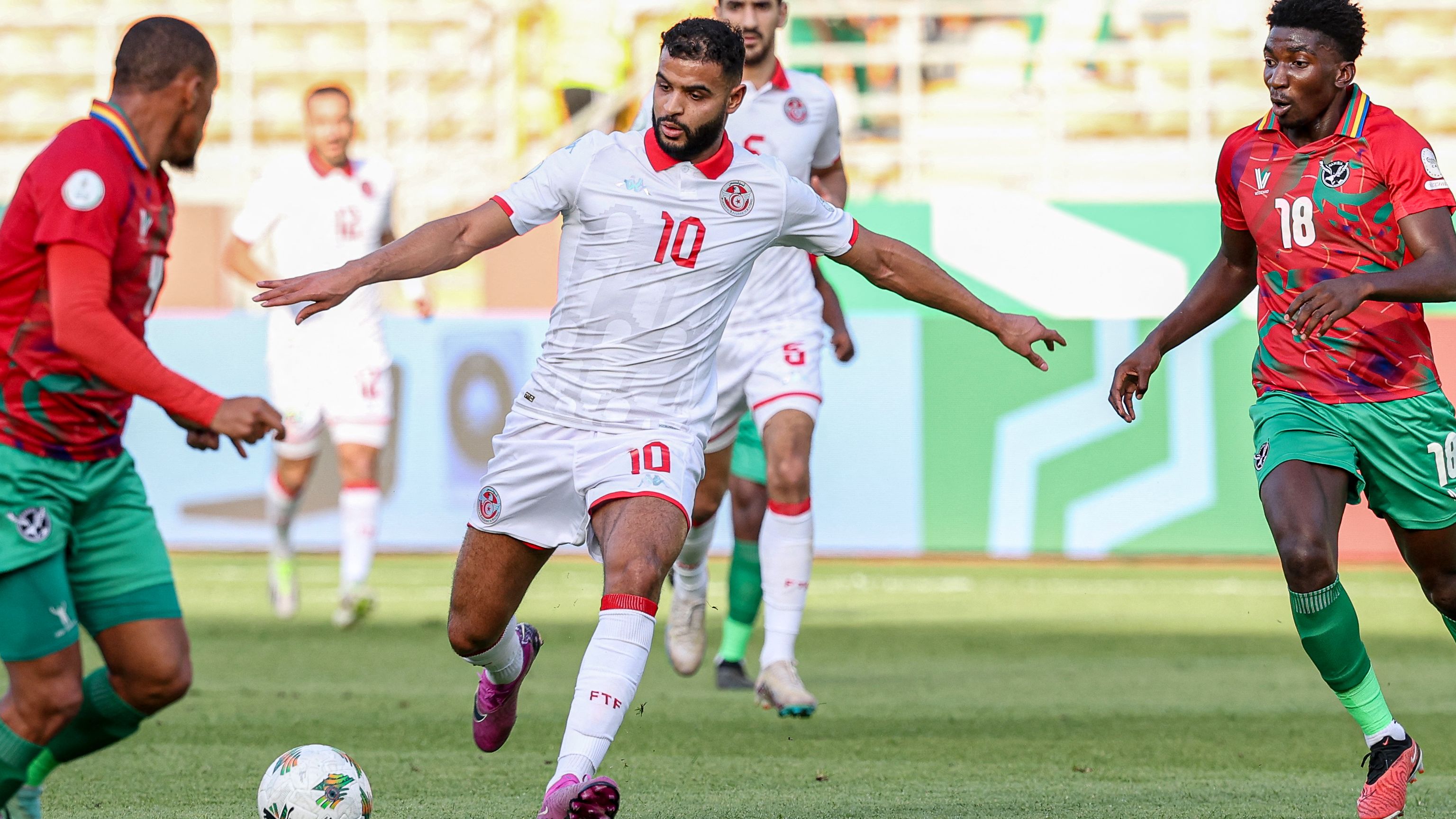 TOPSHOT-FBL-CAN-2024-TUN-NAM