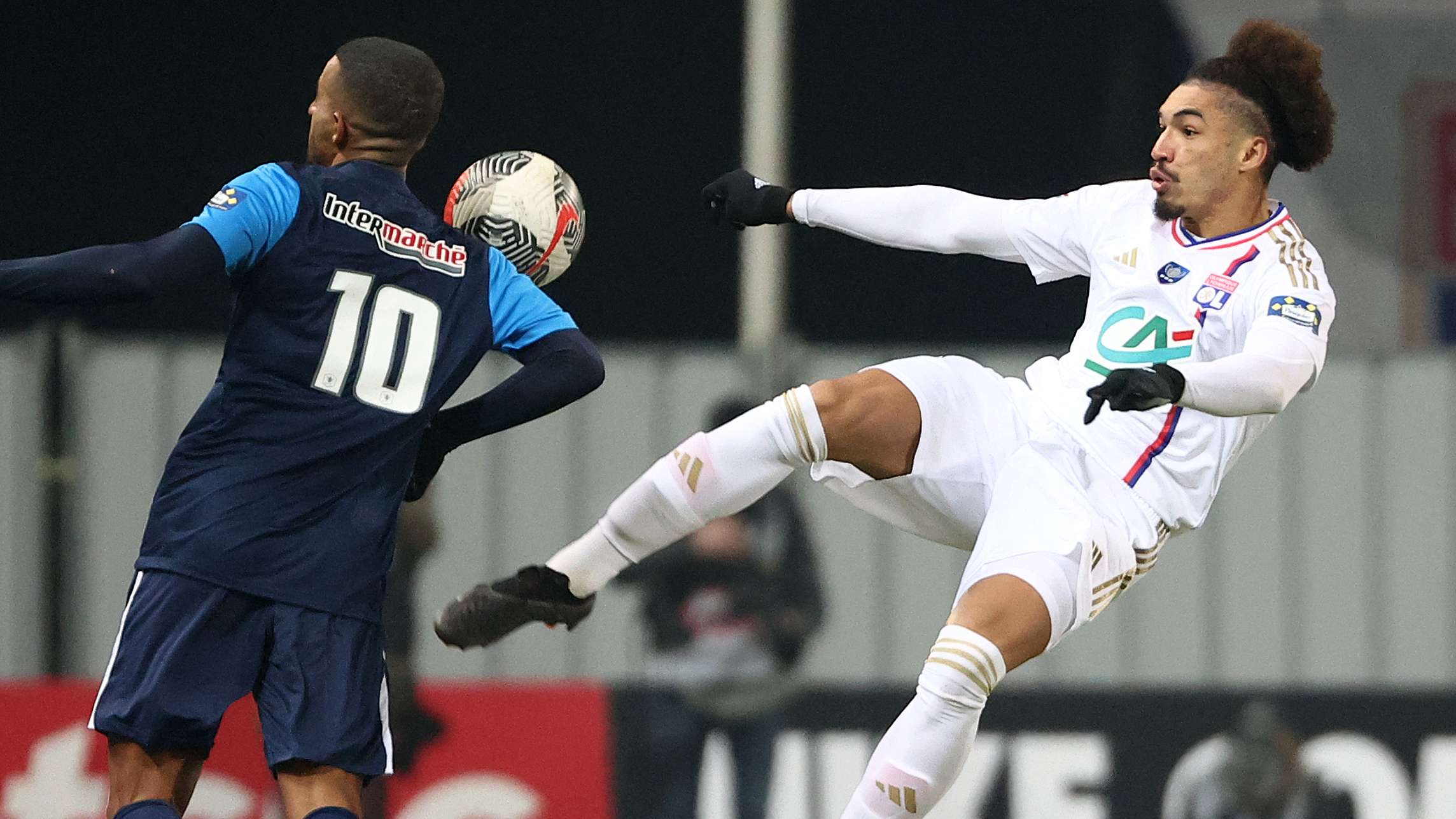 FBL-FRA-CUP-BERGERAC-LYON