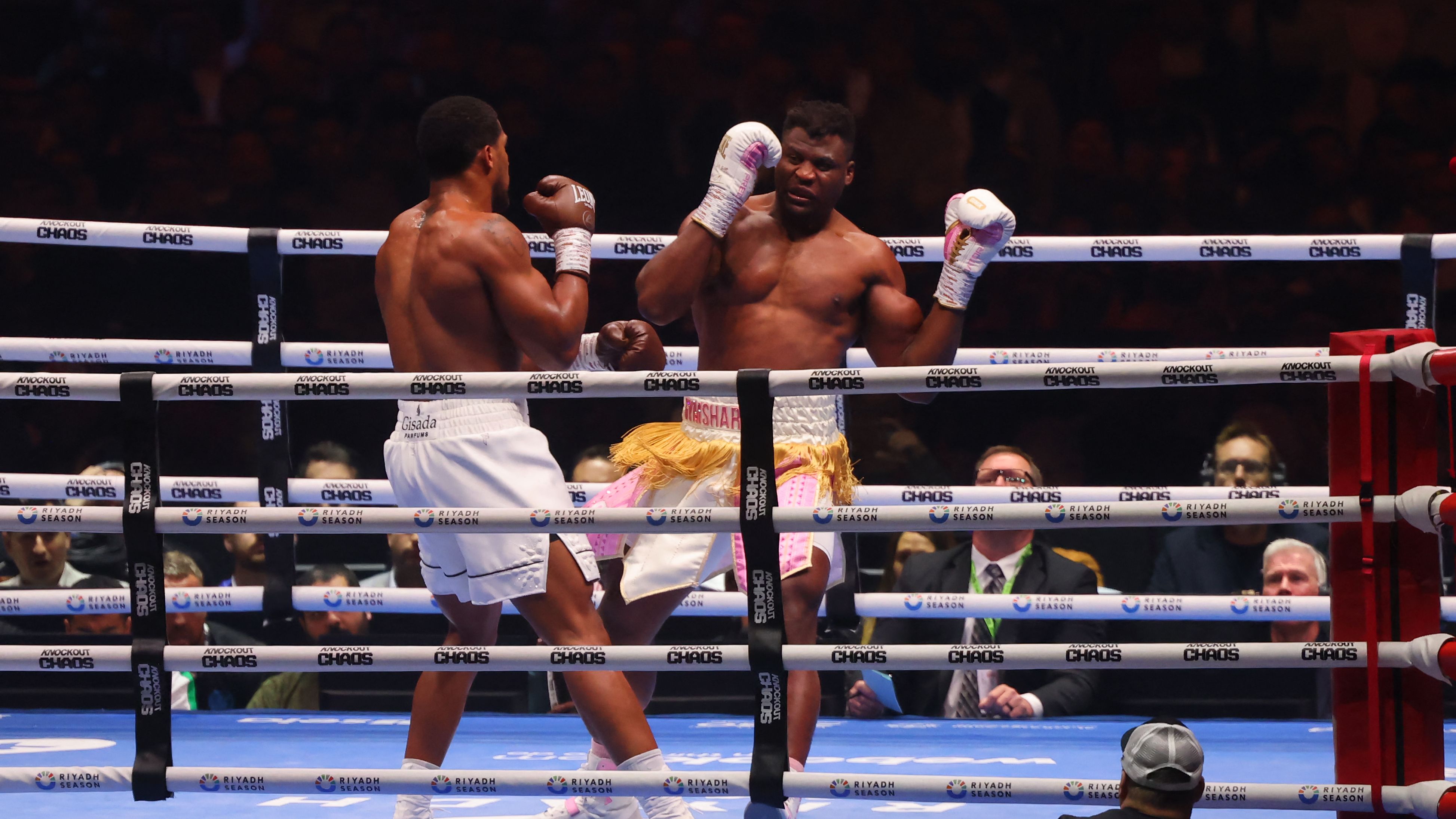 BOX-KSA-HEAVY-JOSHUA-NGANNOU
