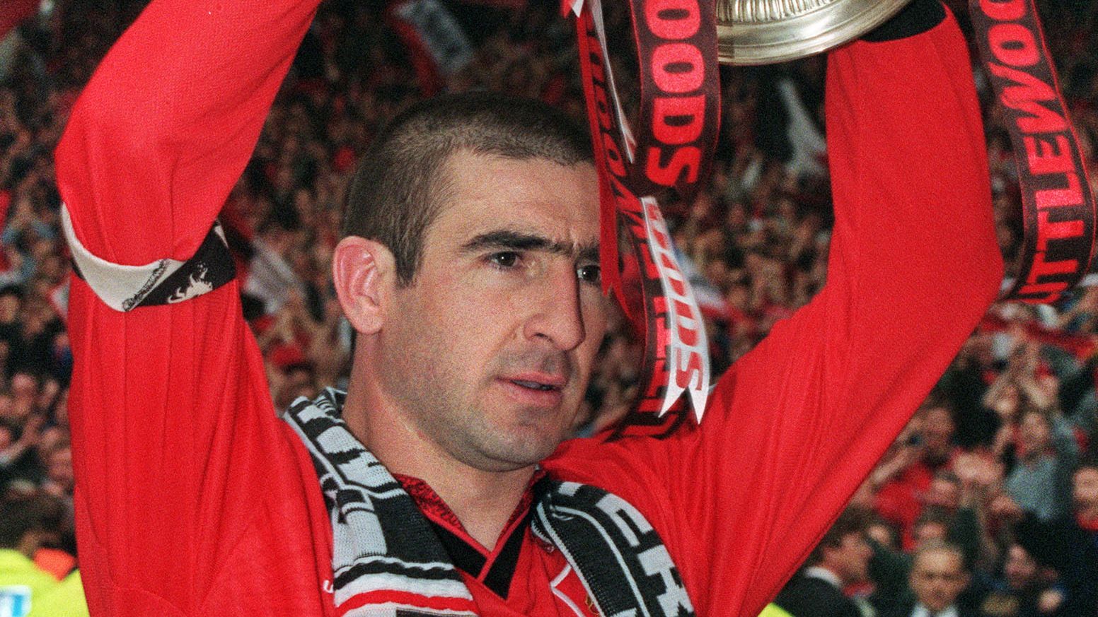 SOCCER-MANCHESTER UNITED-CANTONA