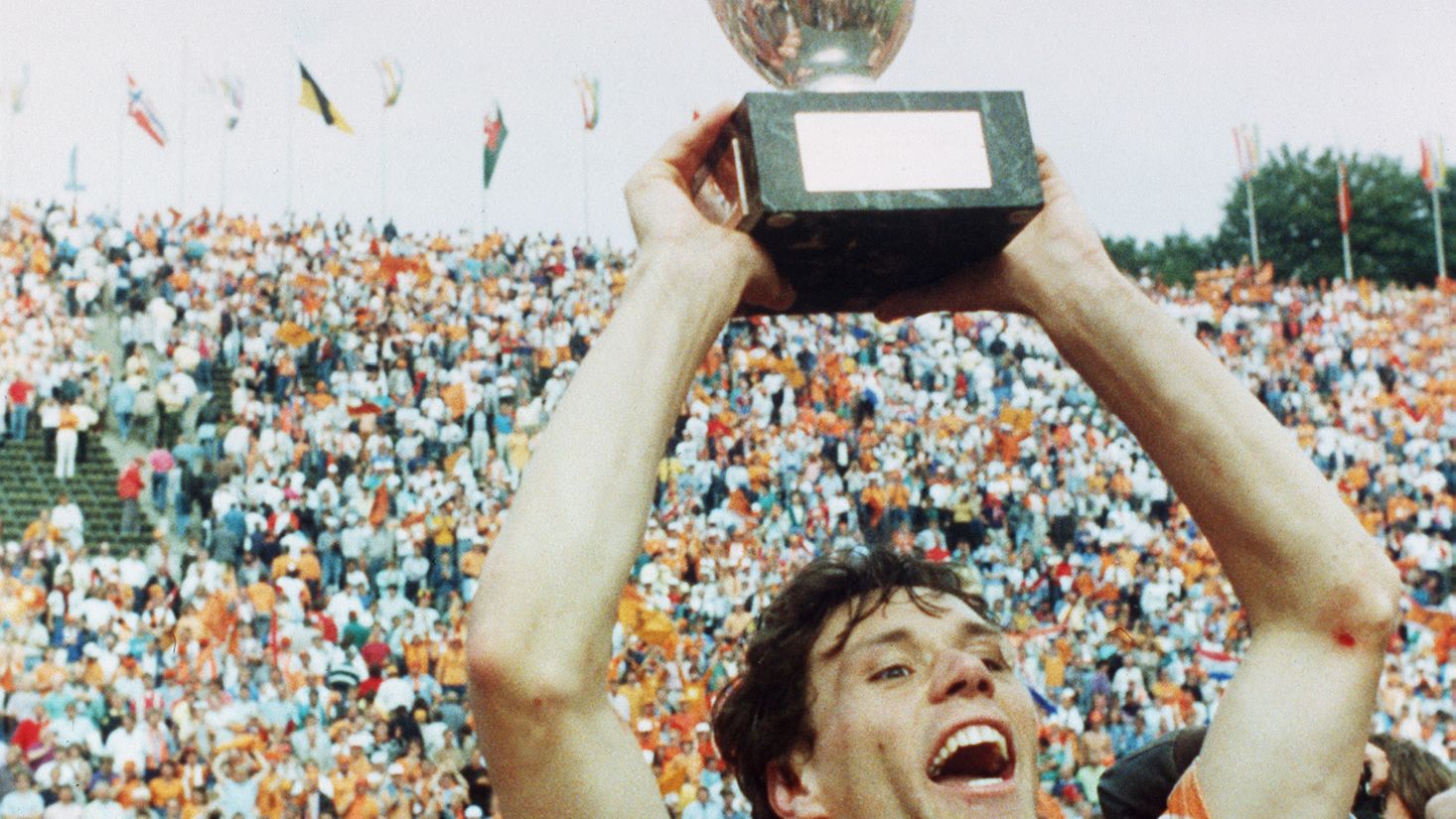 SOCCER-EURO88-NETHERLANDS-USSR