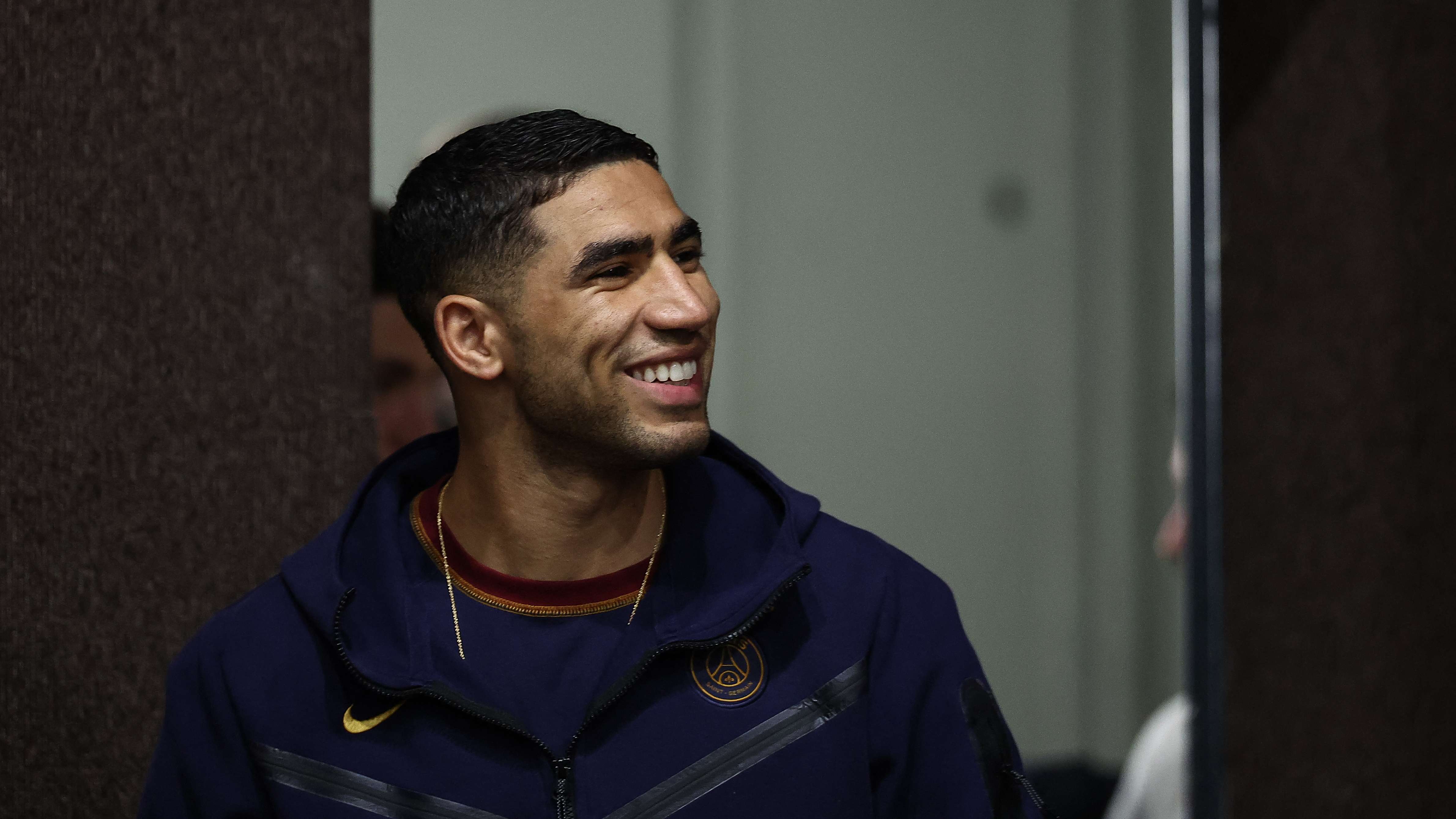 FBL-EUR-C1-PSG-PRESSER