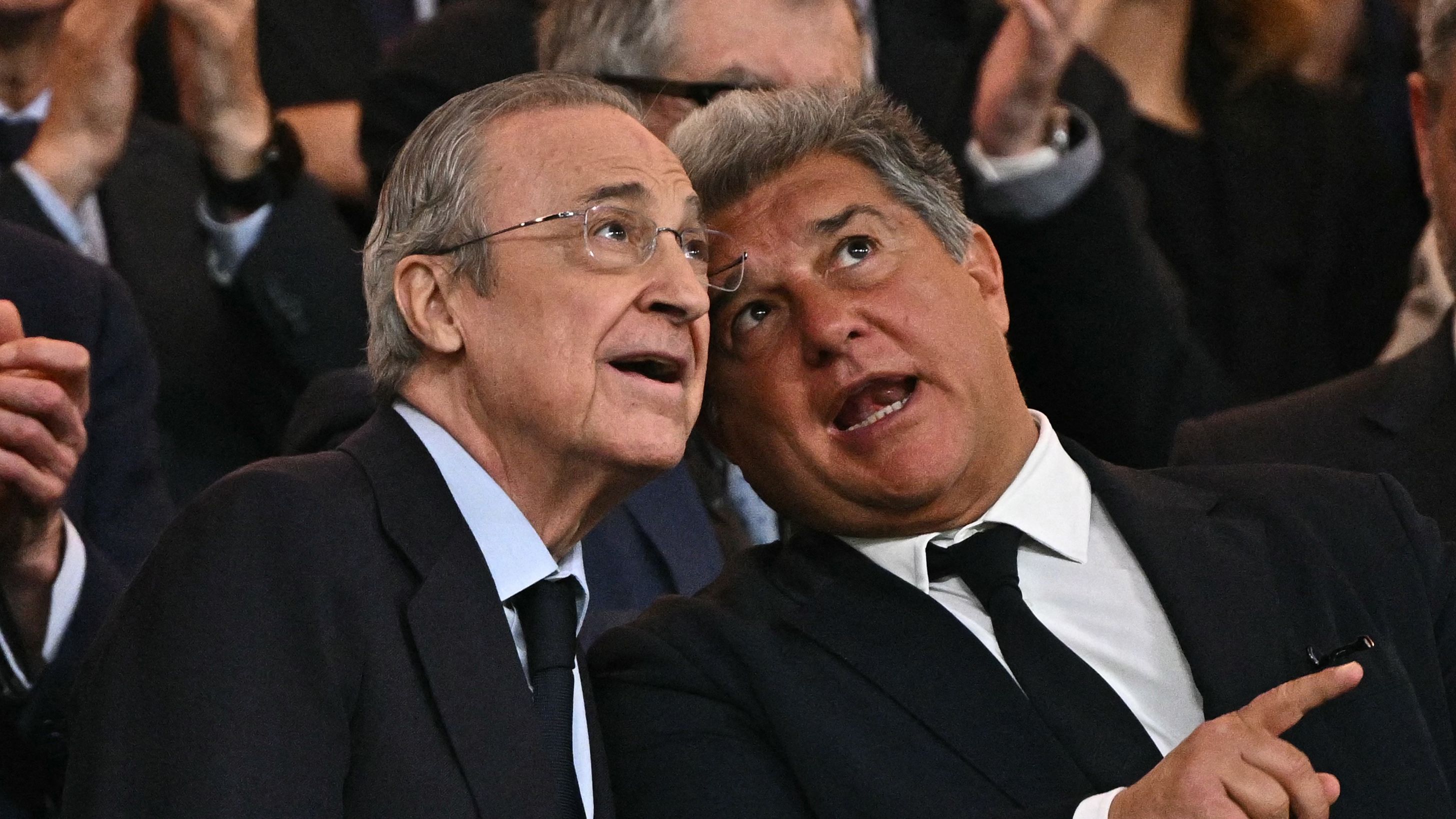 هجوم حاد.. محلل إسباني يطالب لابورتا بالتعلم من ريال مدريد