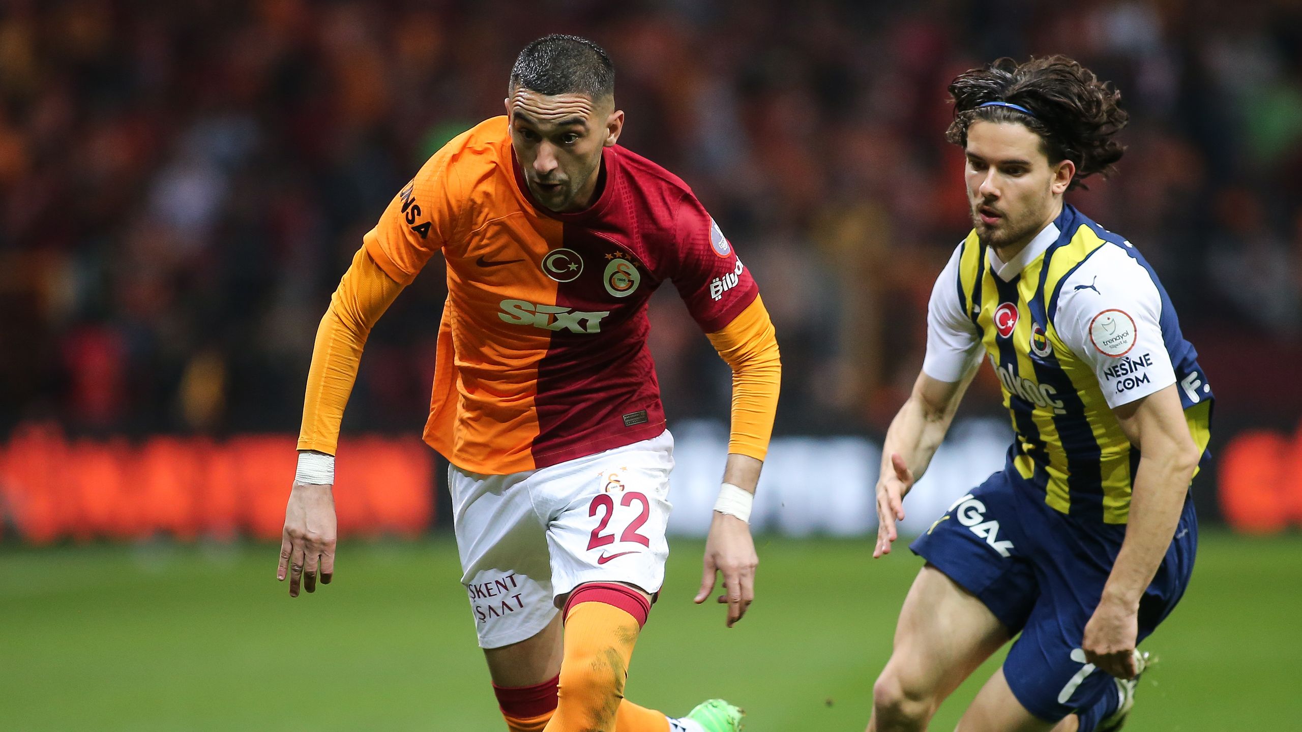 Galatasaray v Fenerbahce - Turkish Super League