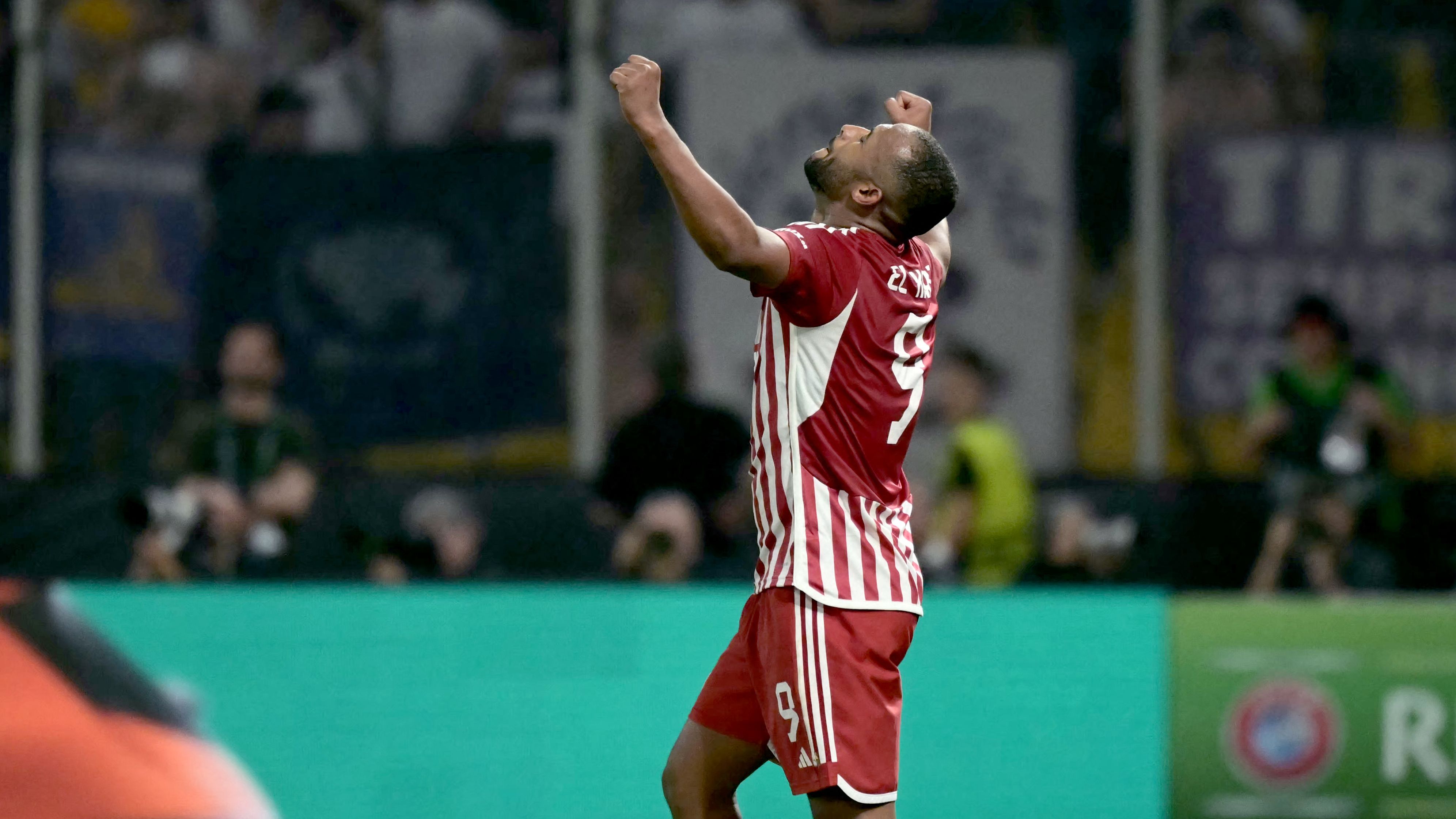 FBL-EUR-C4-OLYMPIAKOS-FIORENTINA