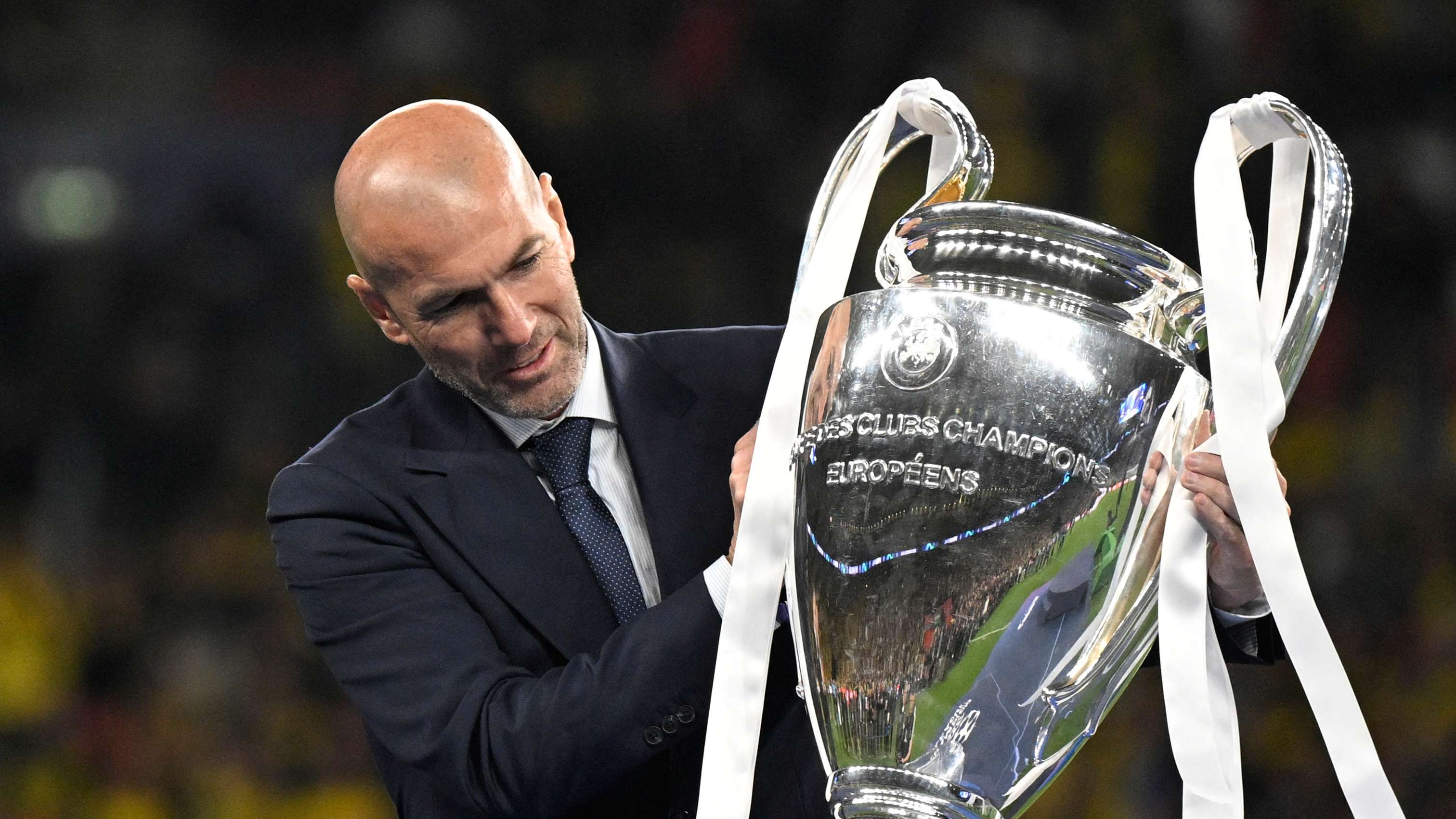 TOPSHOT-FBL-EUR-C1-DORTMUND-REAL MADRID