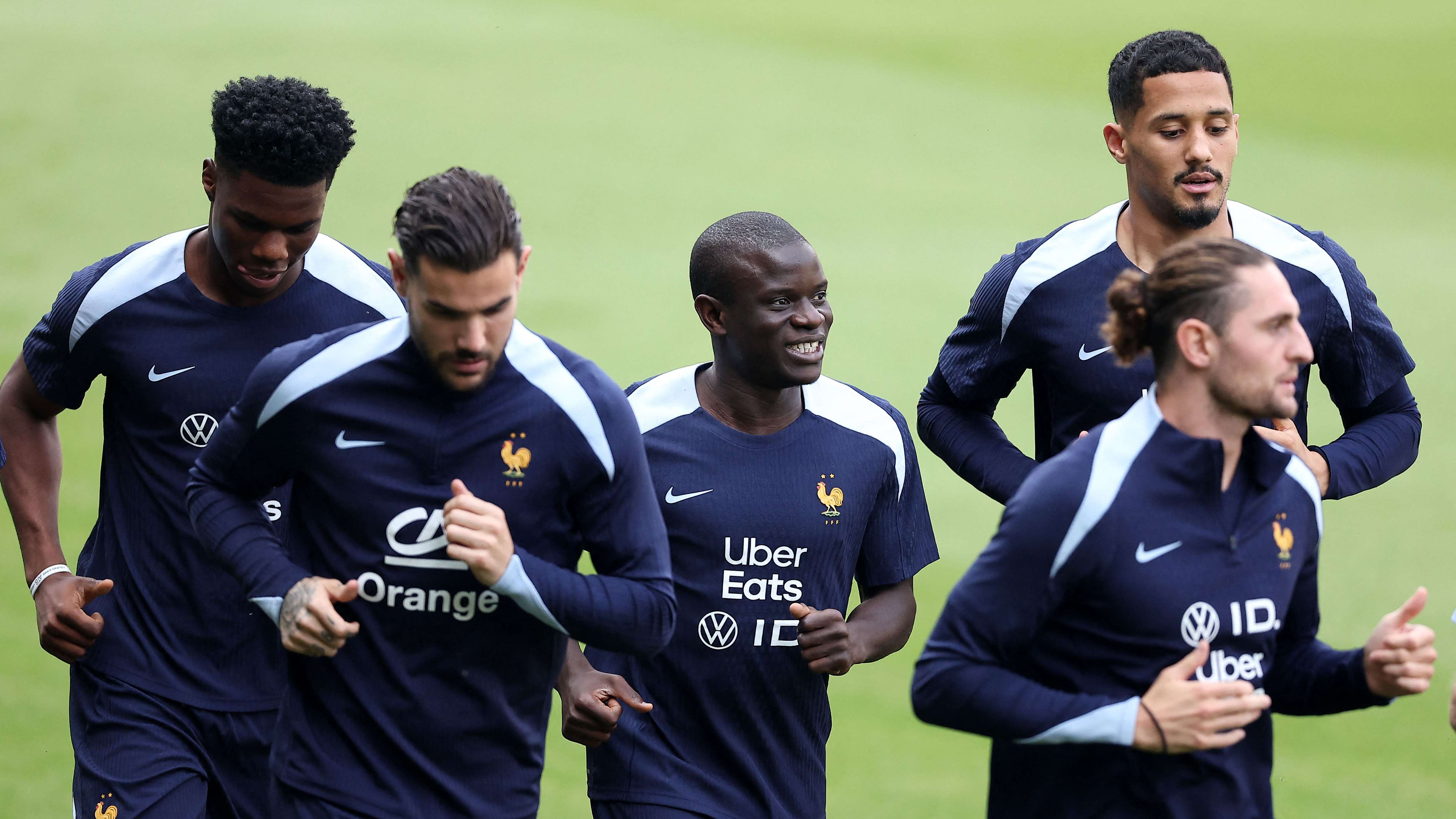 FBL-EURO-2024-FRA-TRAINING