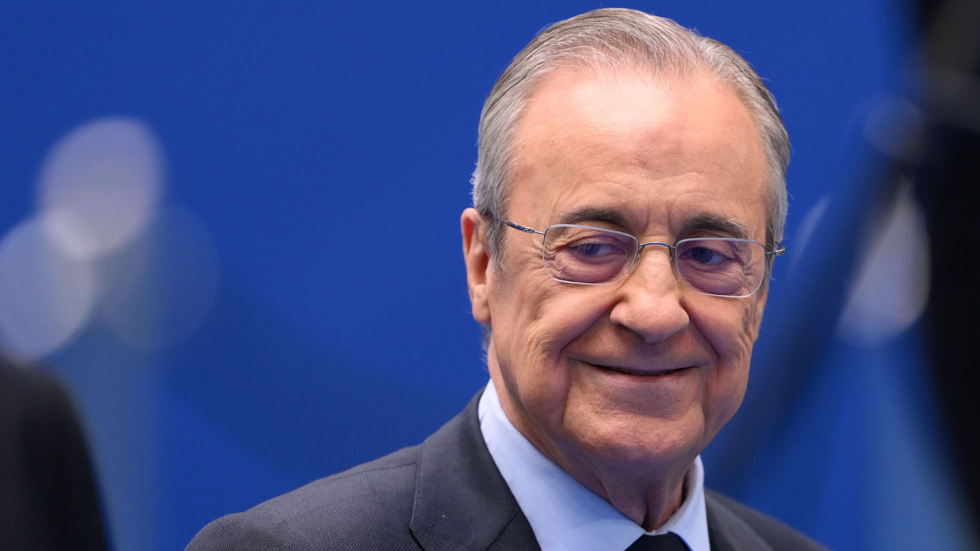 ريال مدريد يحدد موعد الإعلان عن المدرب الجديد