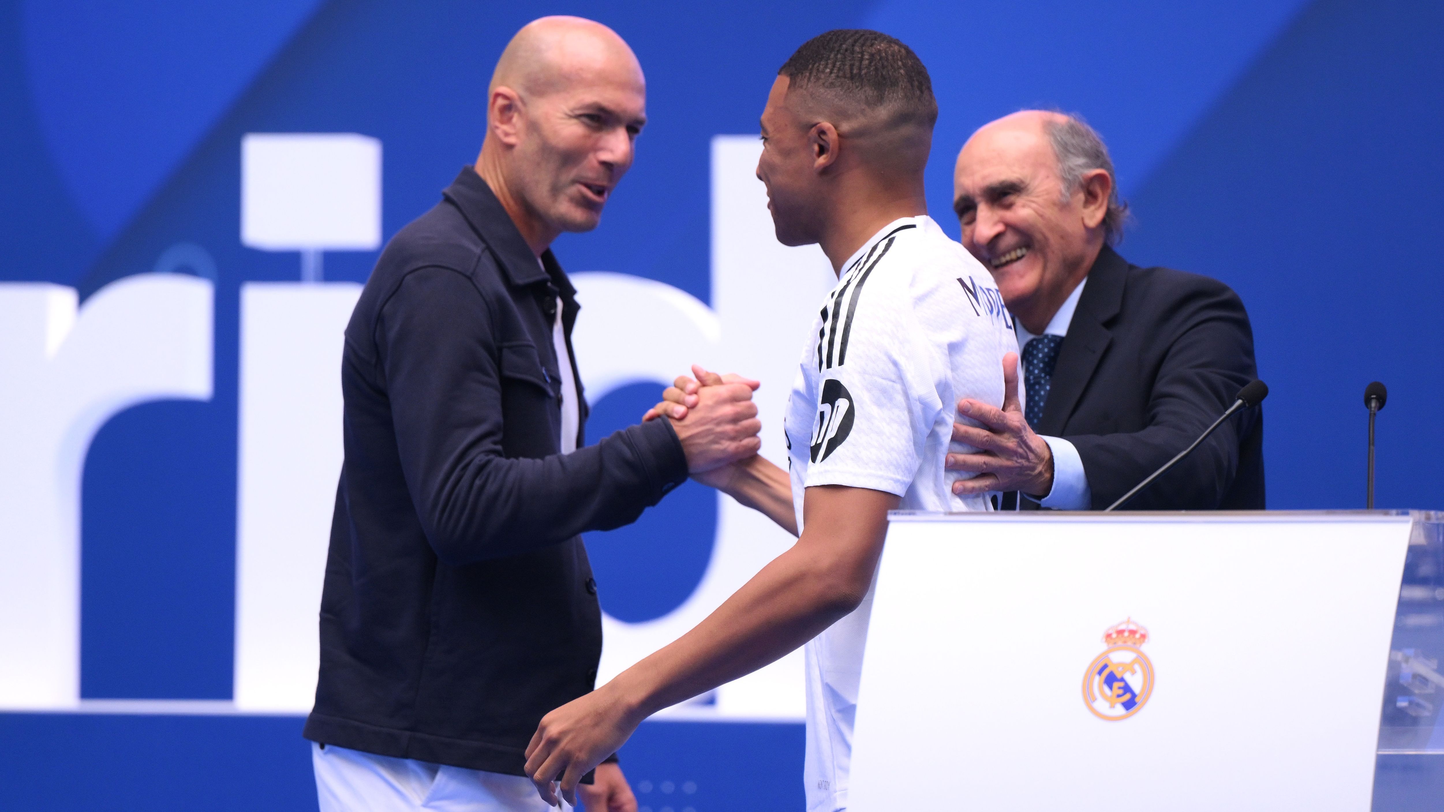 Imitating Zidane