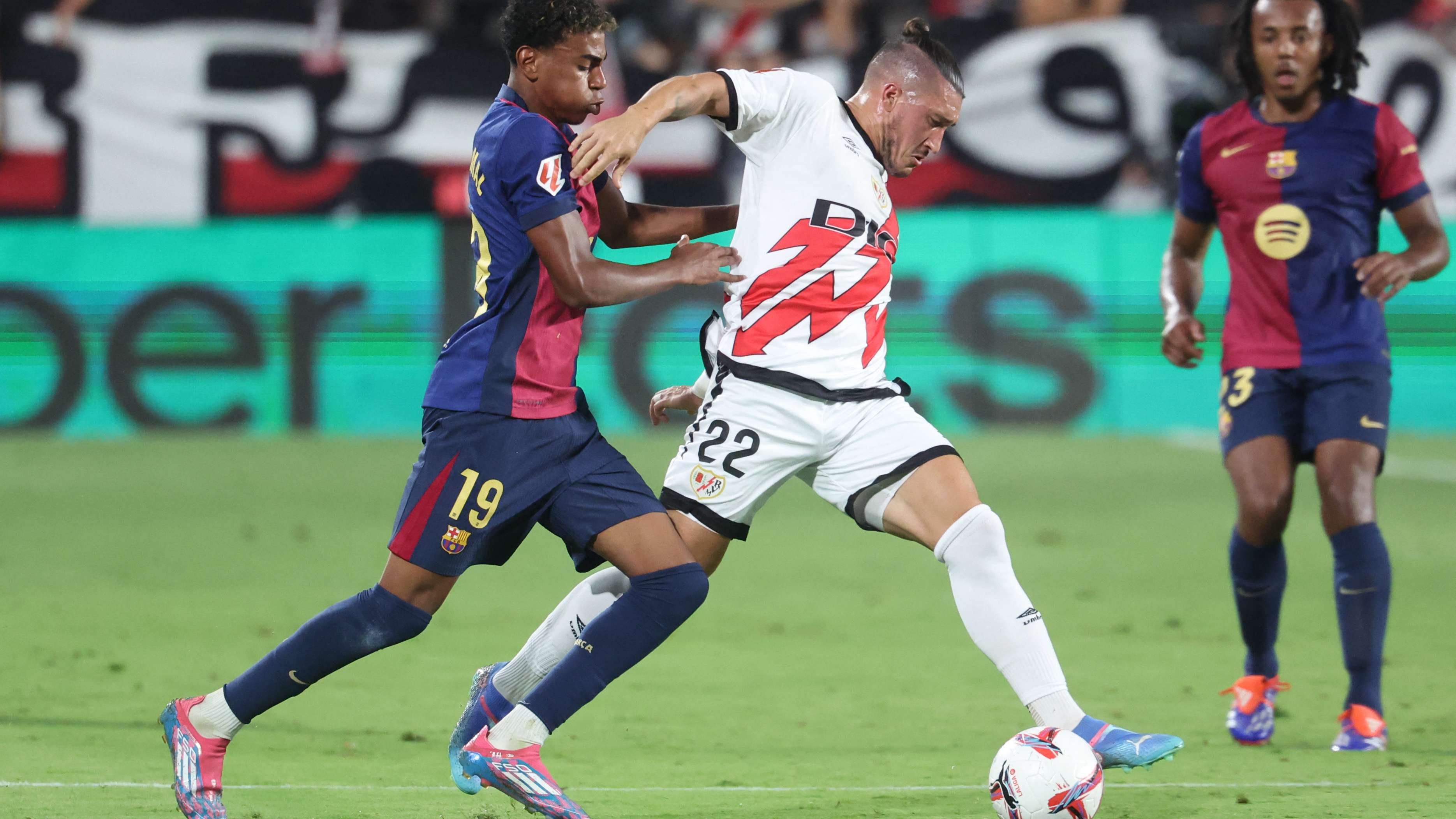 FBL-ESP-LIGA-RAYO VALLECANO-BARCELONA