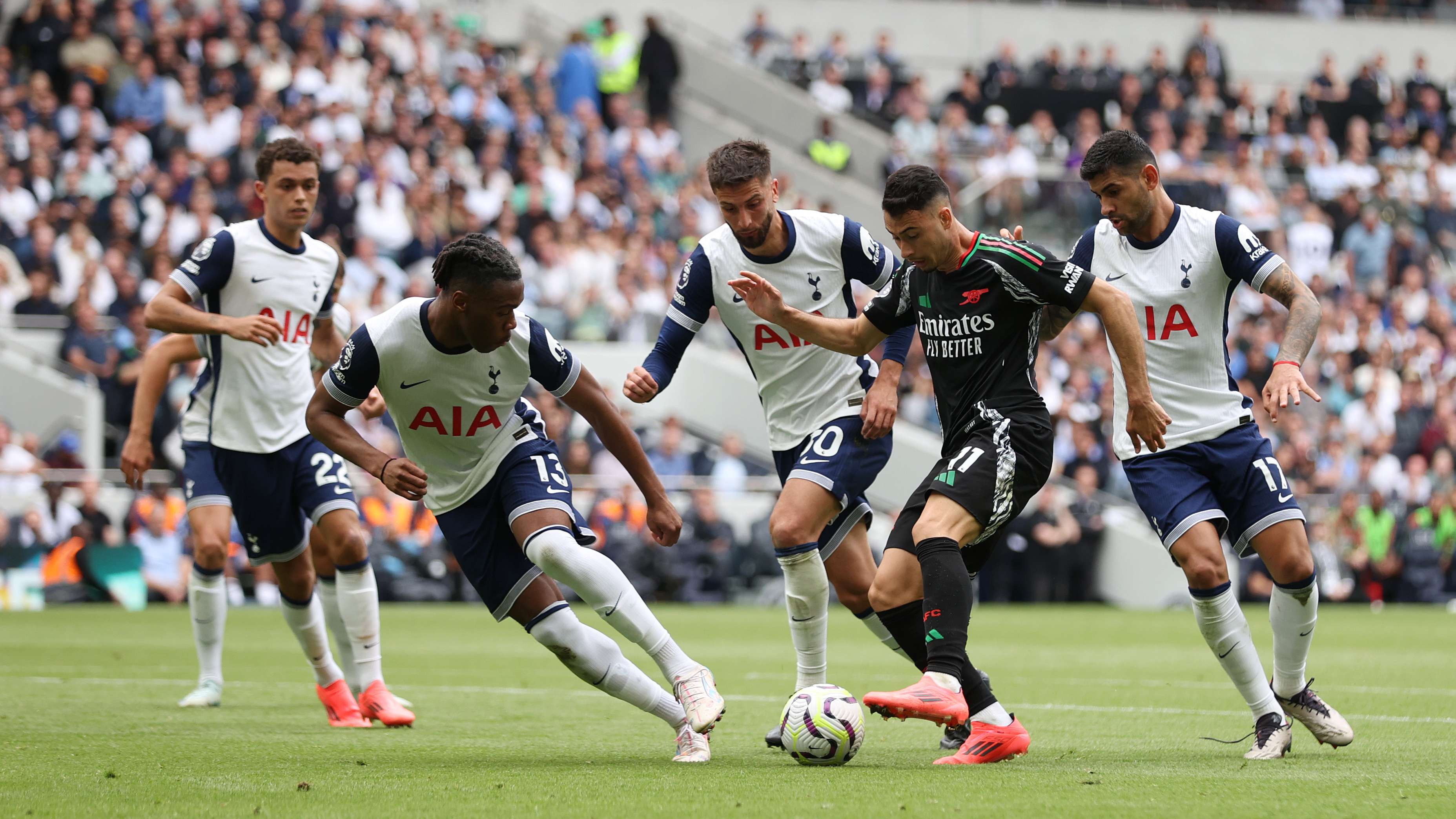 Tottenham Hotspur FC v Arsenal FC - Premier League