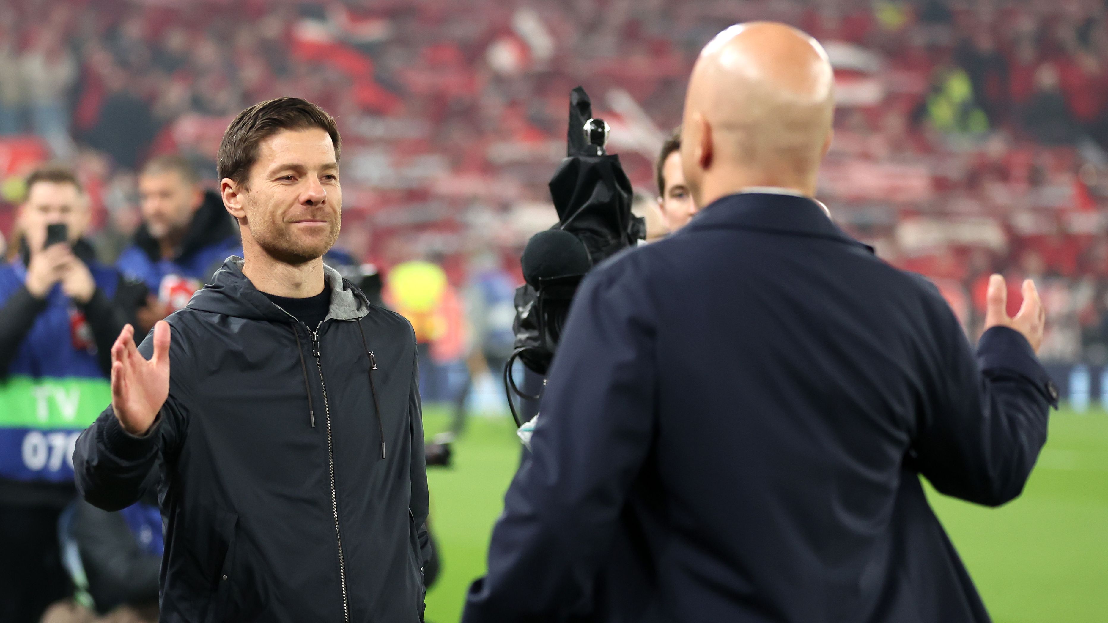 ليفربول يتواصل مع ريال مدريد للاستفسار عن تشابي ألونسو رغم التوتر