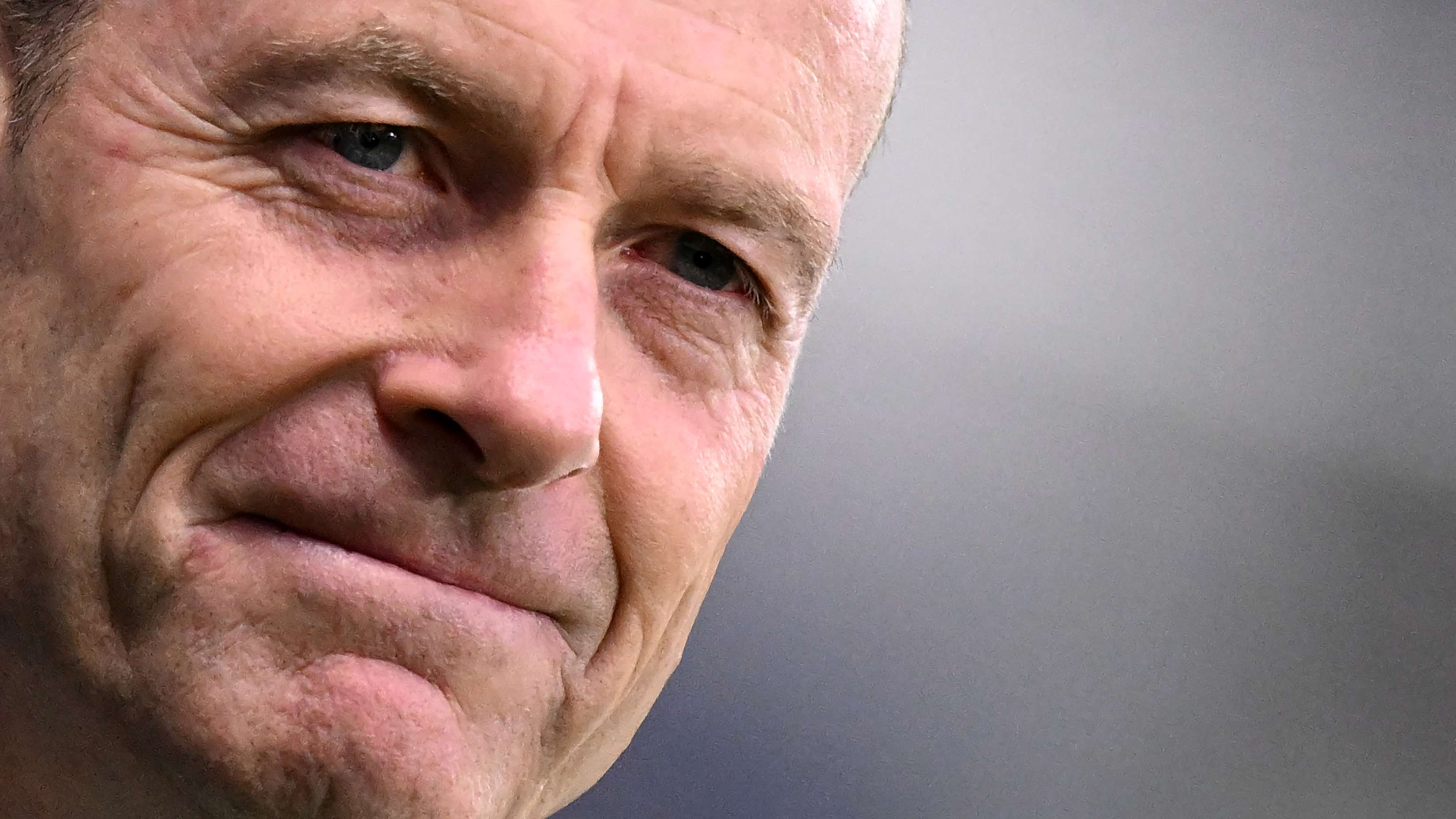 FBL-GER-BUNDESLIGA-FRANKFURT-AUGSBURG