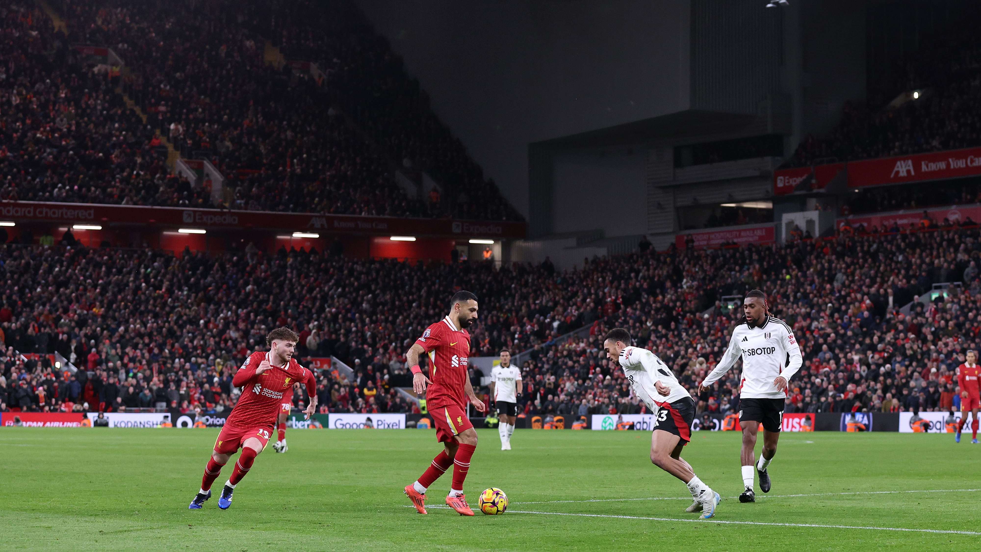 Liverpool FC v Fulham FC - Premier League