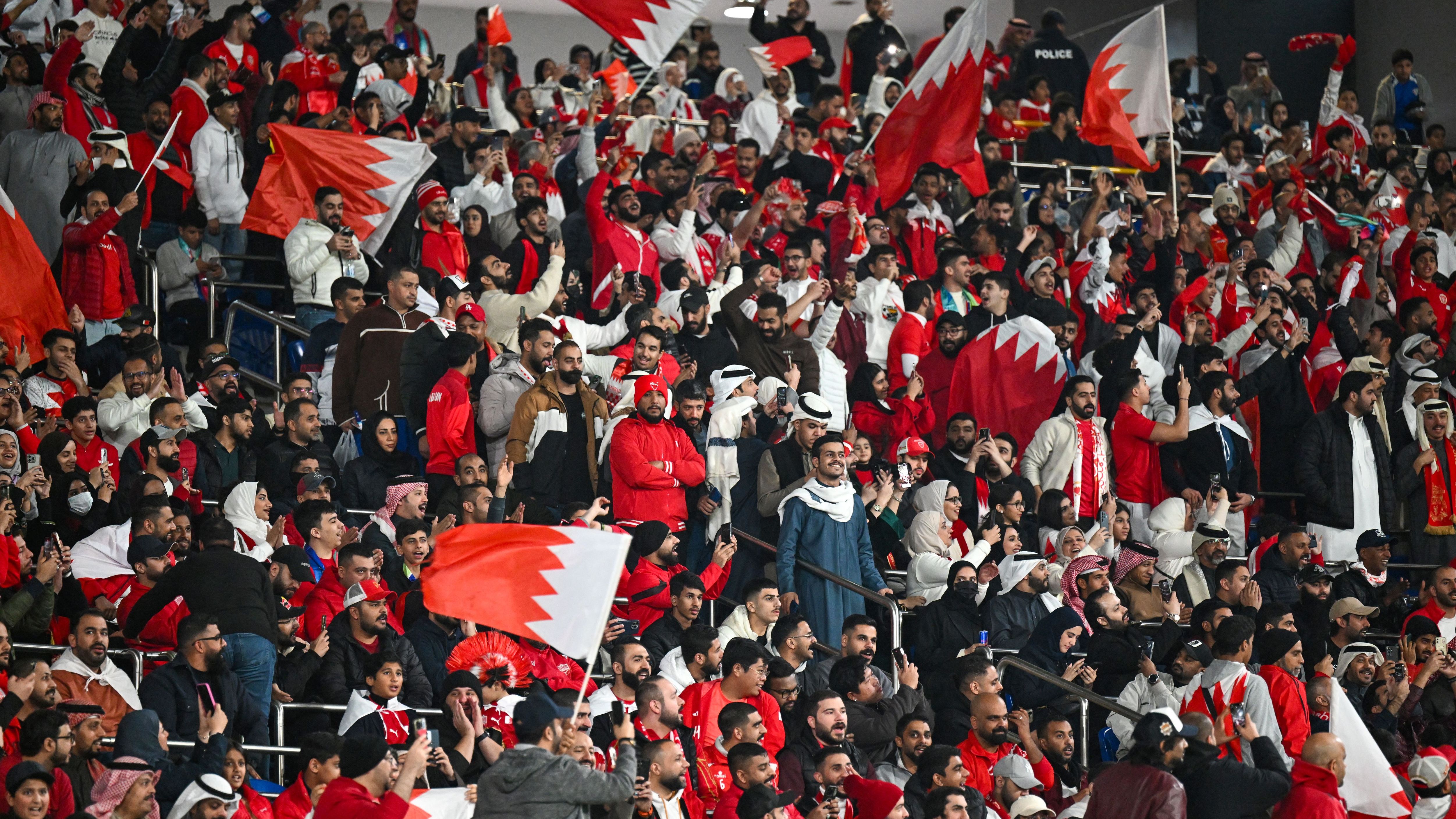 FBL-GULF-CUP-OMA-BHR-FANS