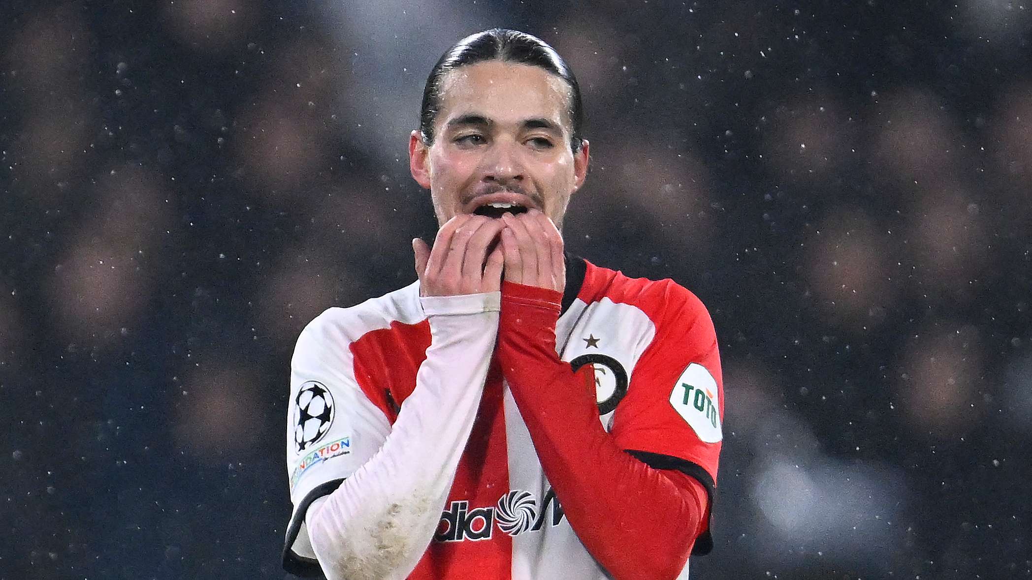 TOPSHOT-FBL-EUR-C1-FEYENOORD-BAYERN MUNICH