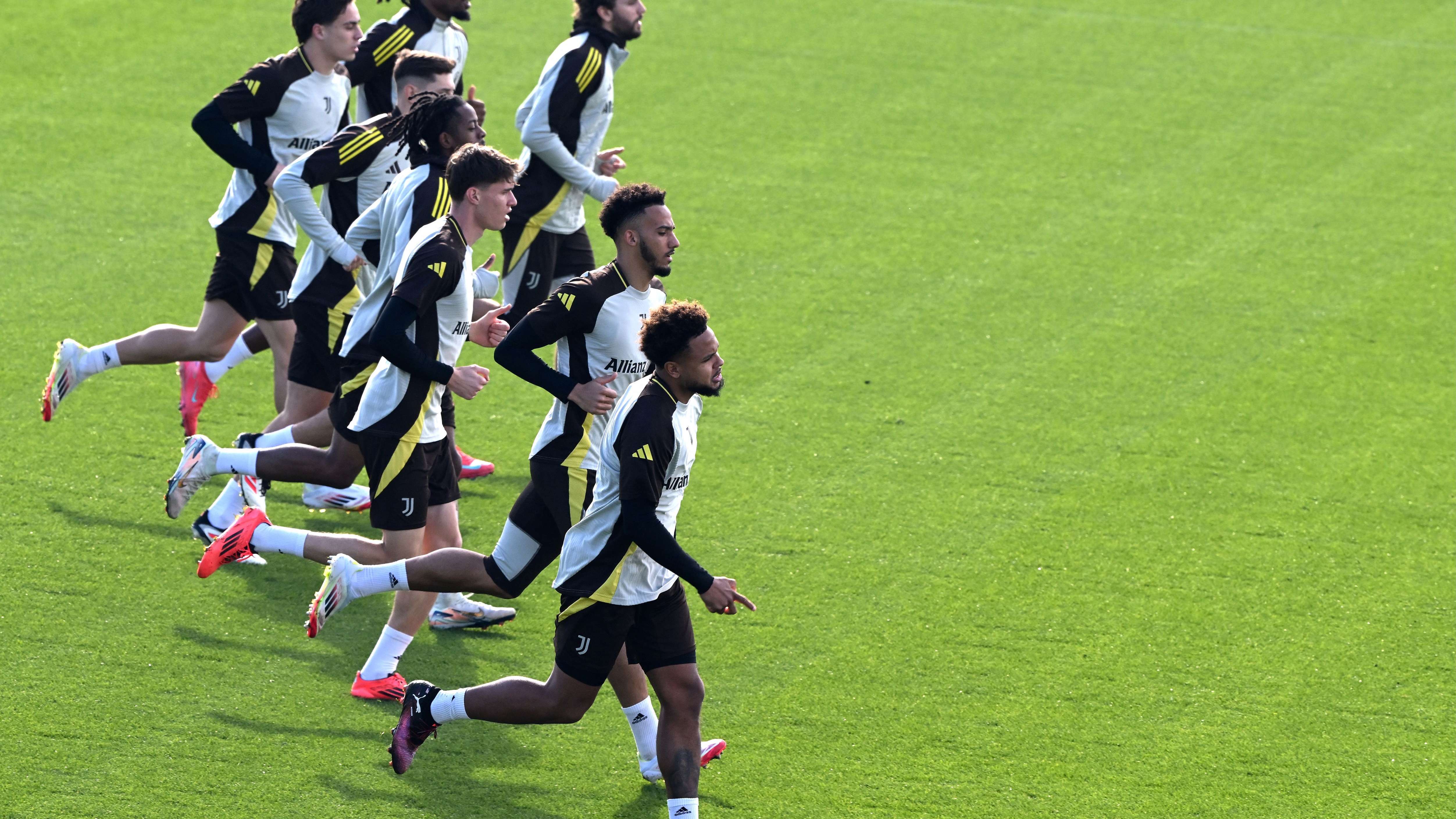 FBL-EUR-C1-JUVENTUS-TRAINING
