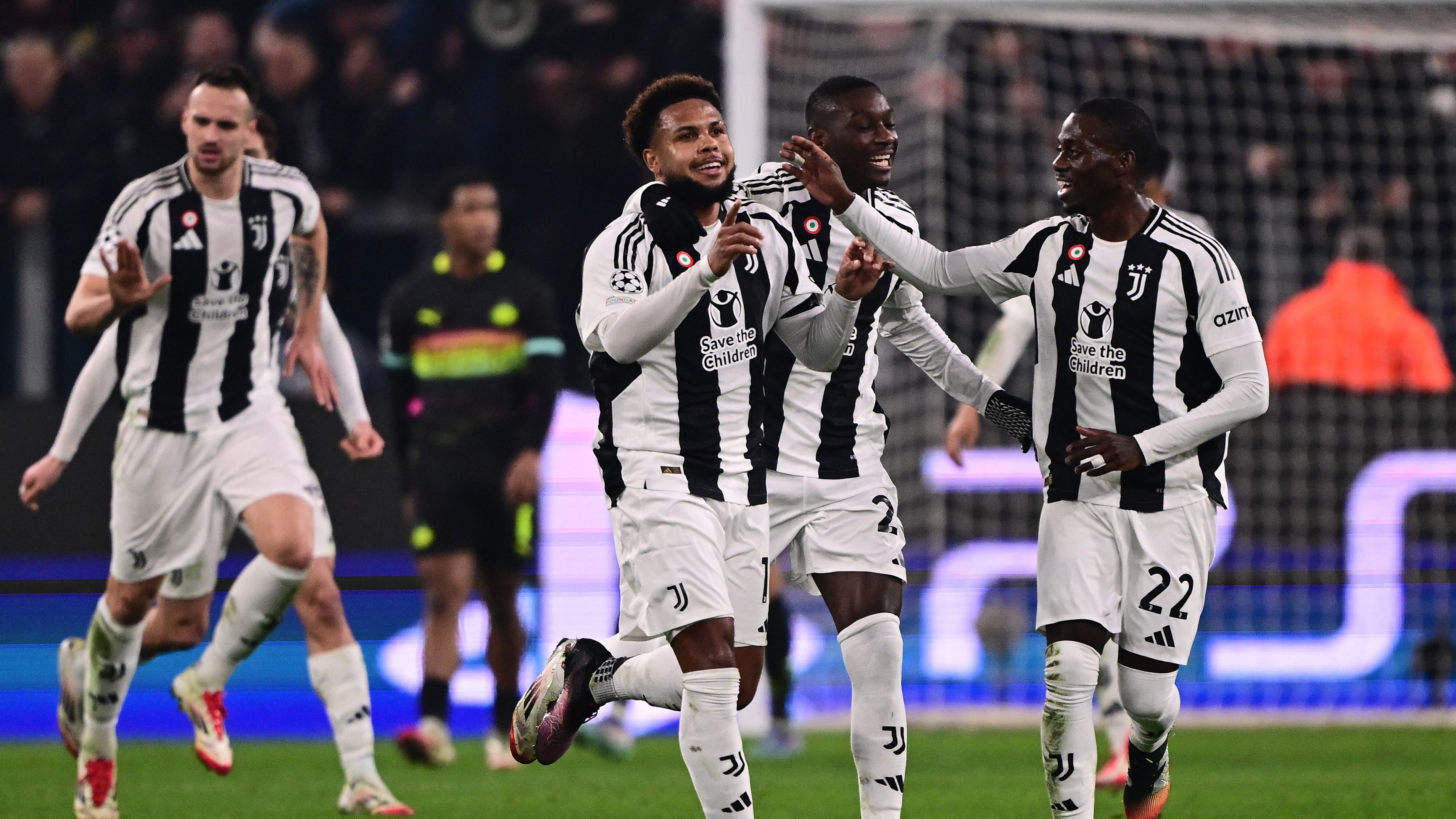 FBL-EUR-C1-JUVENTUS-PSV EINDHOVEN