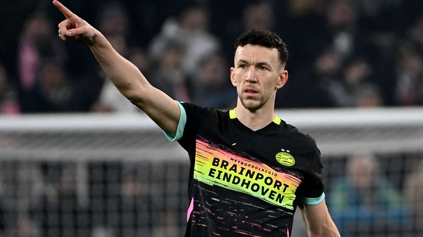 FBL-EUR-C1-JUVENTUS-PSV EINDHOVEN