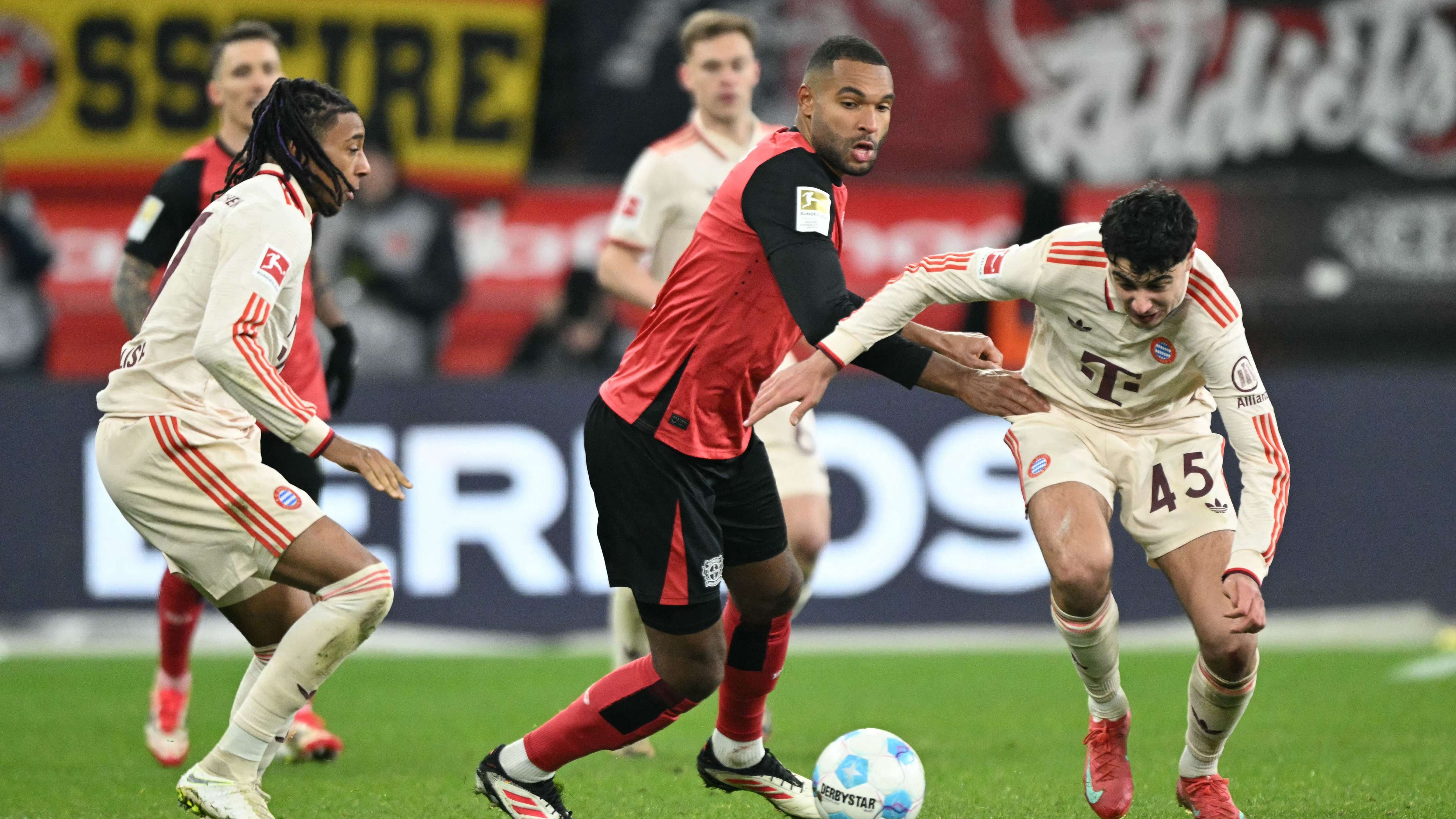FBL-GER-BUNDESLIGA-LEVERKUSEN-BAYERN MUNICH