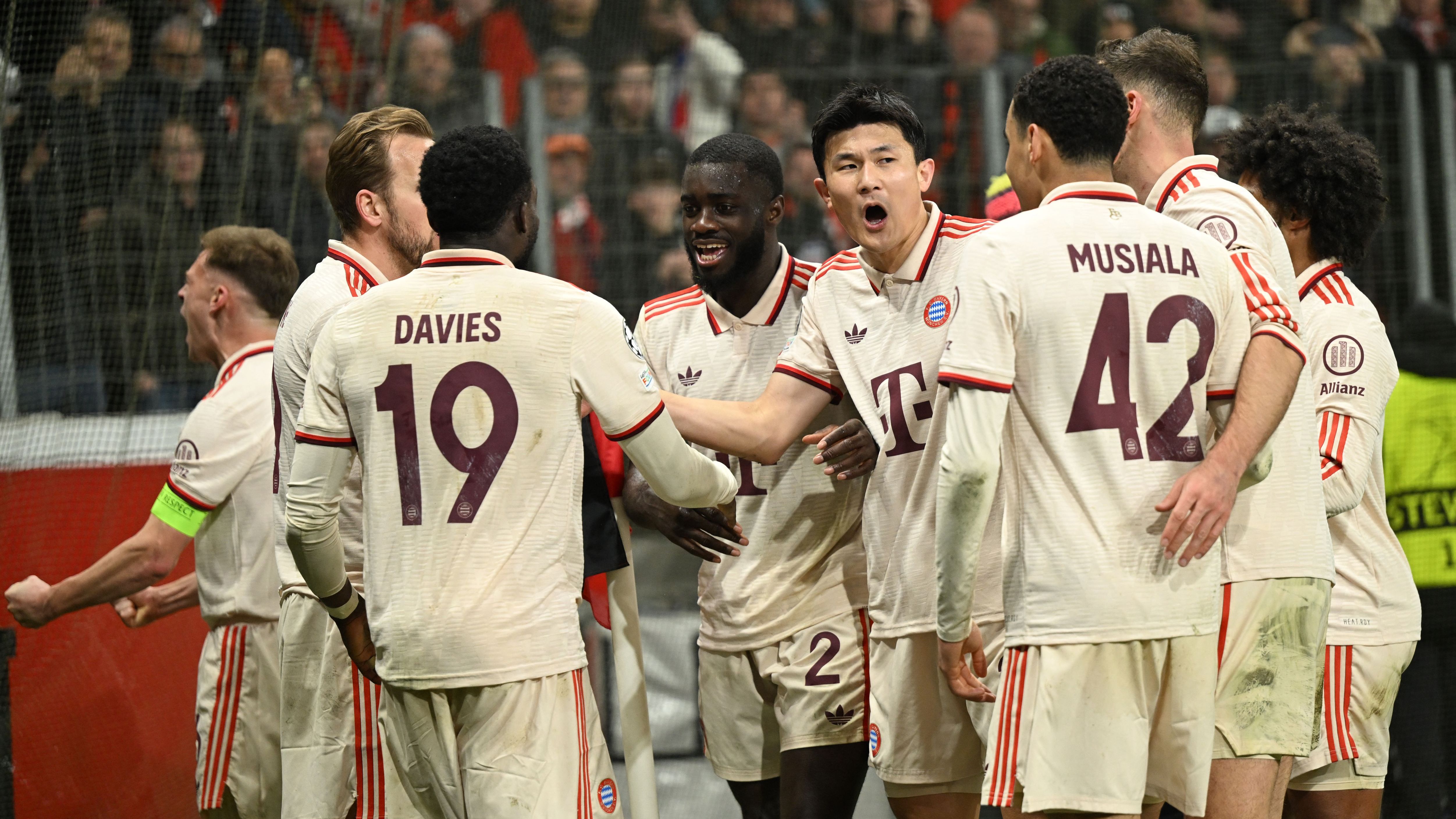 阿方索·戴维斯 重返 拜仁 集体训练 德甲