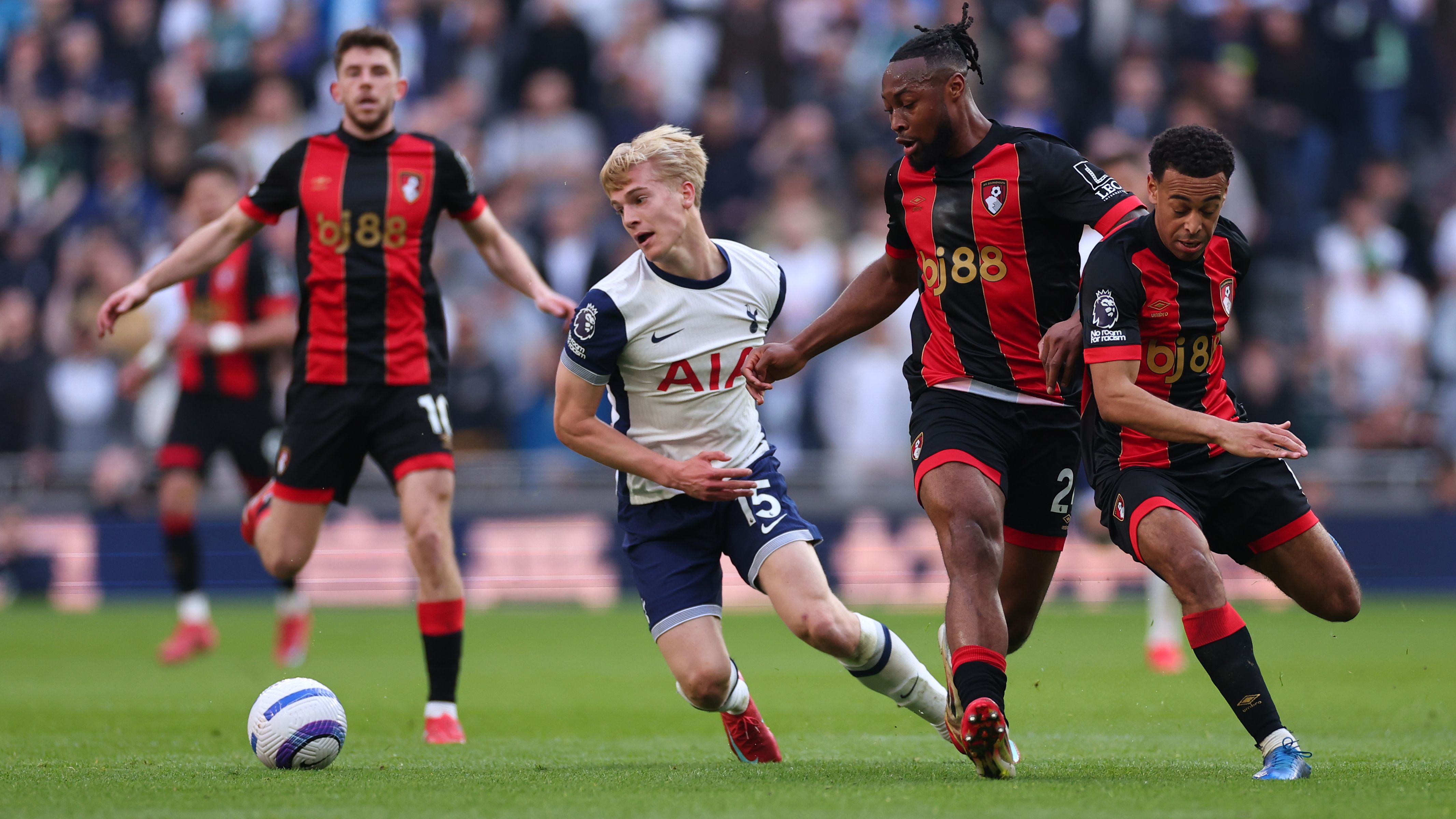Tottenham Hotspur FC v AFC Bournemouth - Premier League