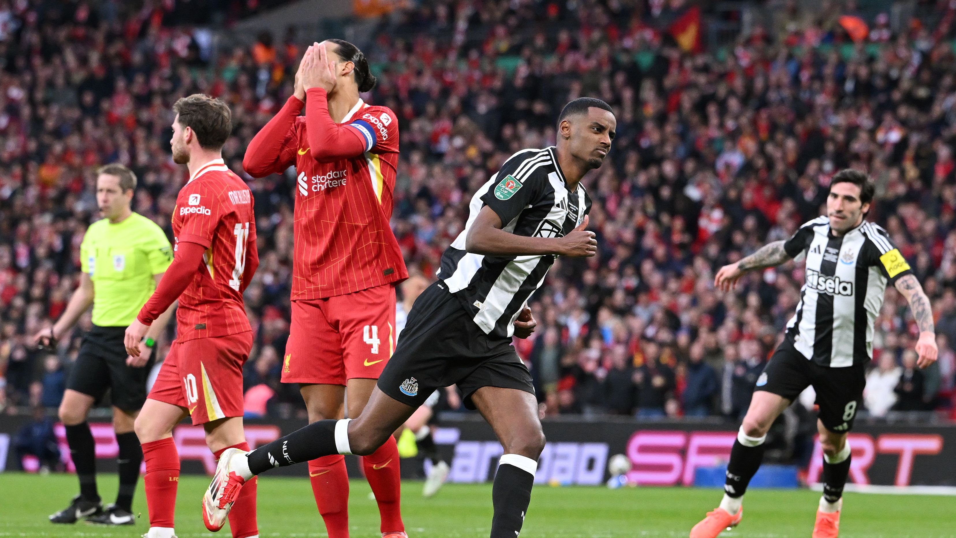 Liverpool v Newcastle United - Carabao Cup Final