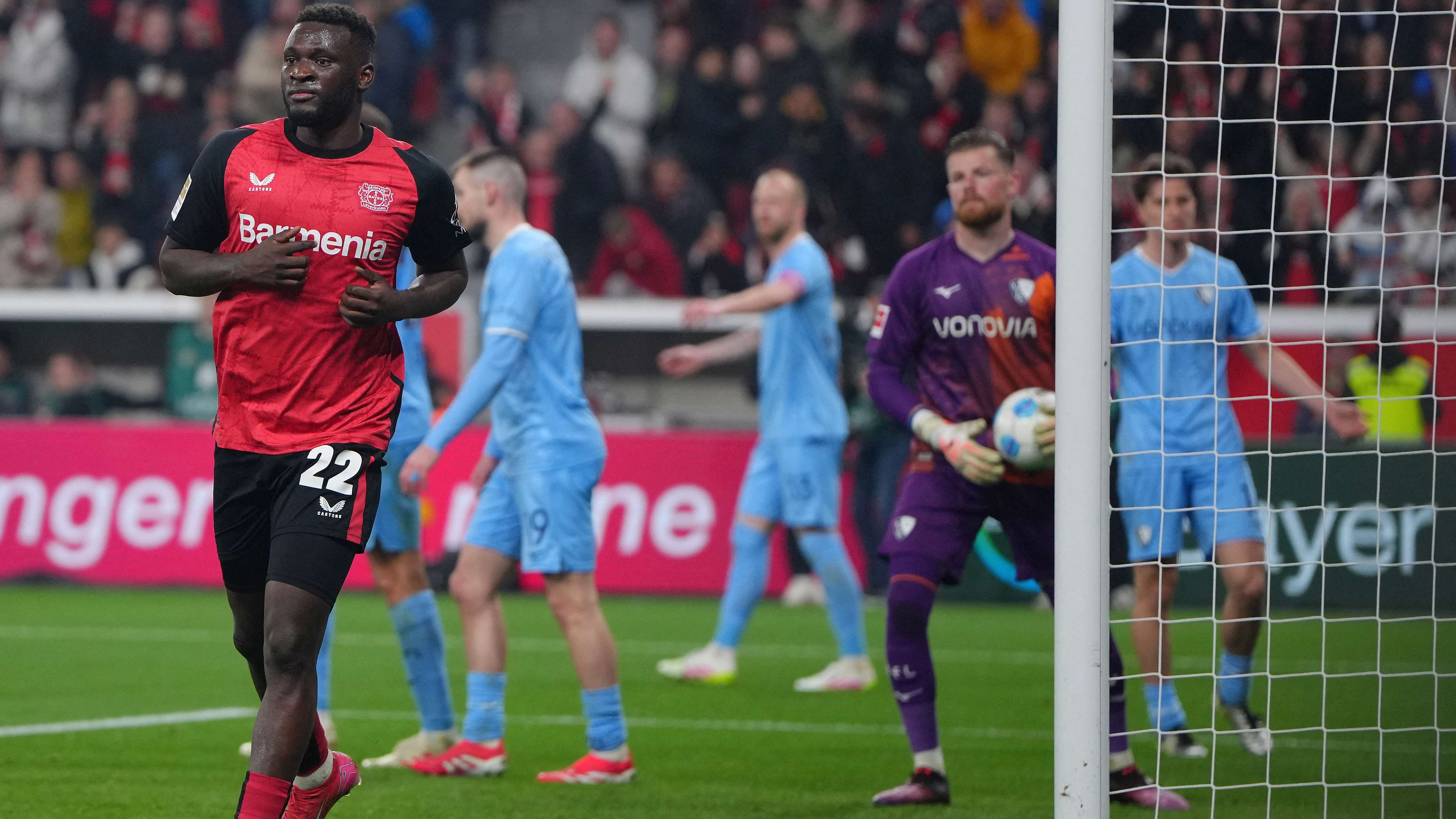 FBL-GER-BUNDESLIGA-LEVERKUSEN-BOCHUM