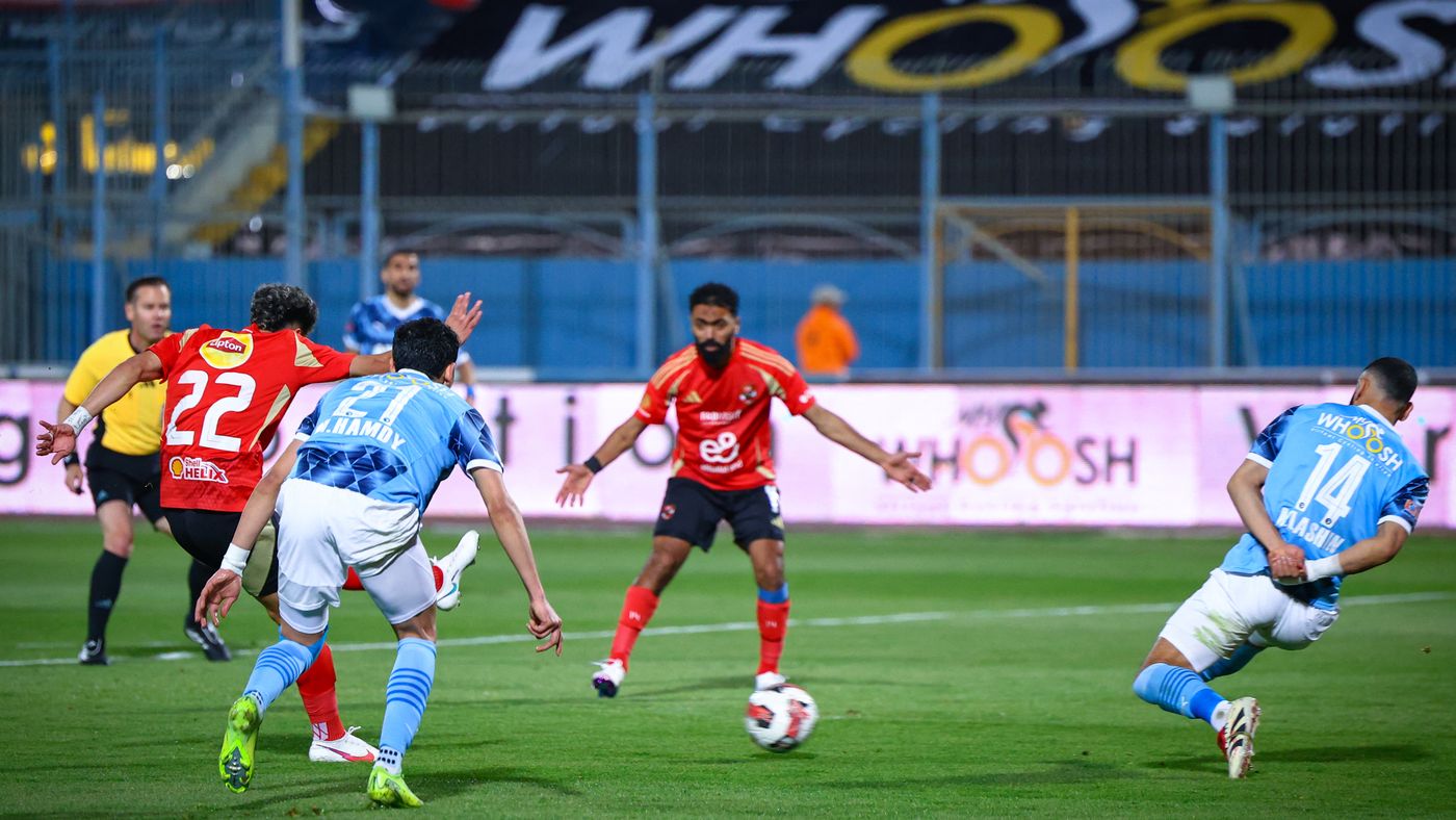مدرب بيراميدز يرشح الأهلي للفوز بدوري الأبطال.. وأسطورة الزمالك يخالفه