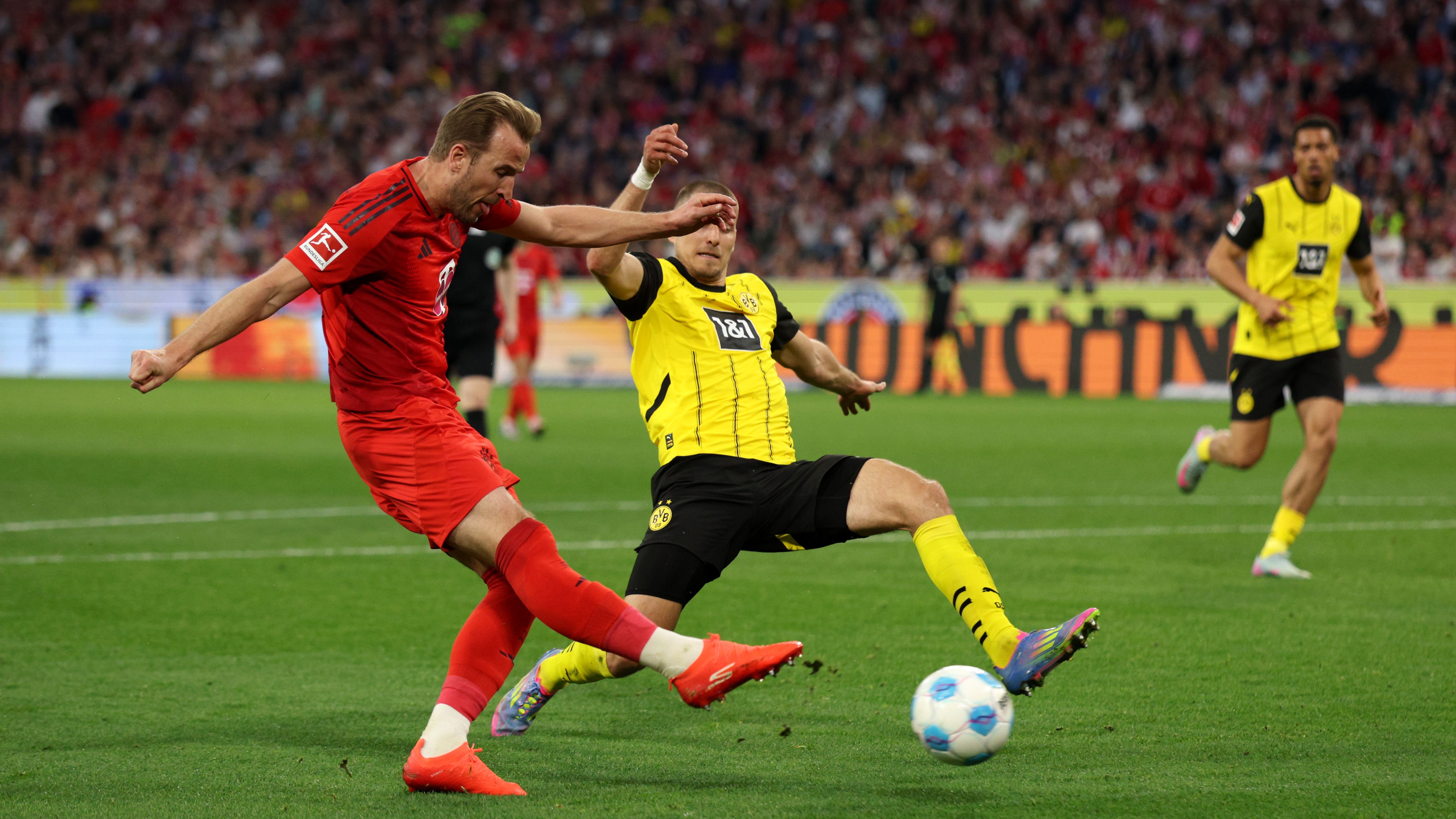 FC Bayern München v Borussia Dortmund - Bundesliga