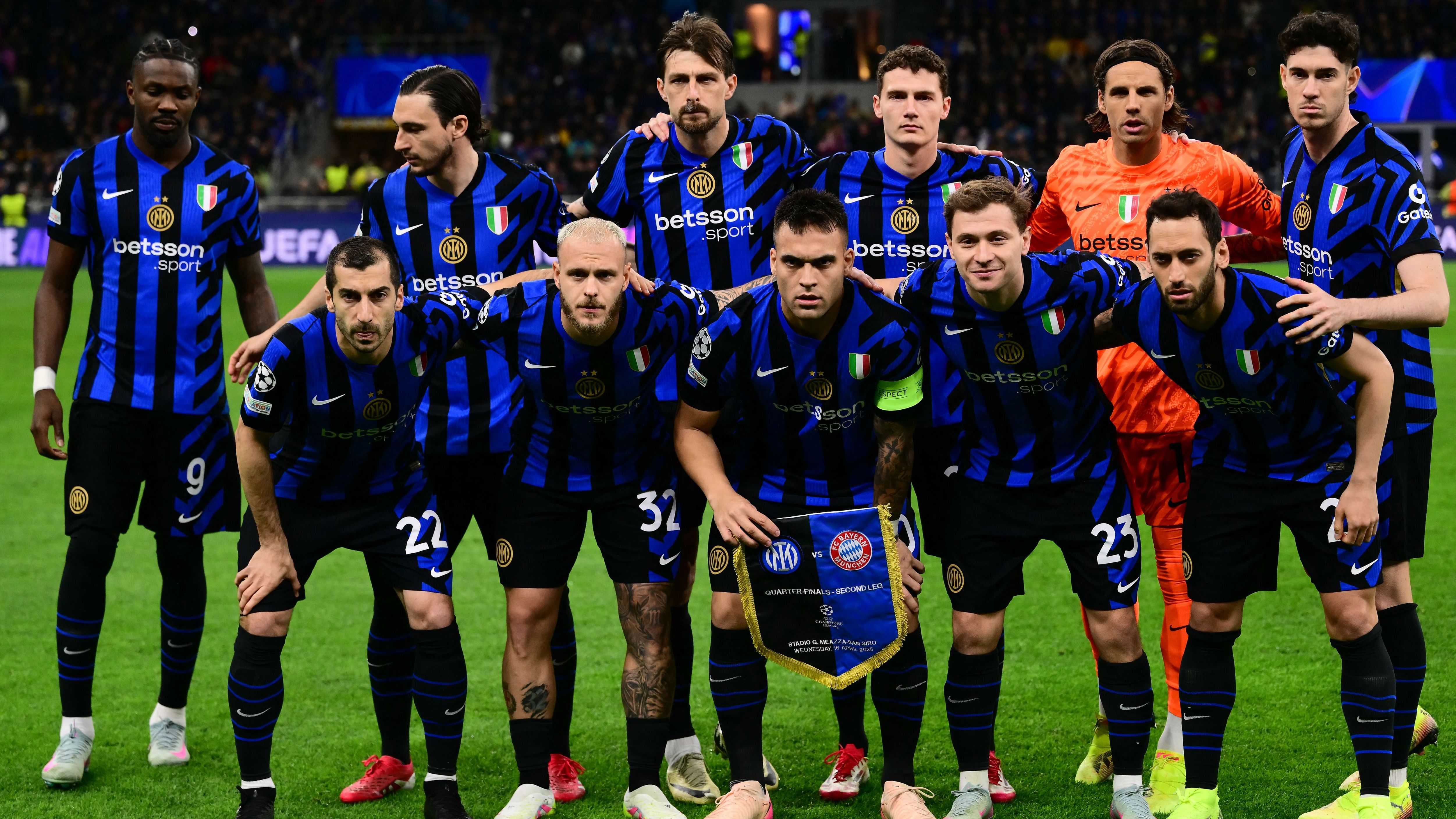 وكيل باستوني يرد على اهتمام الهلال: لو كنت مكانه لفكرت بالرحيل