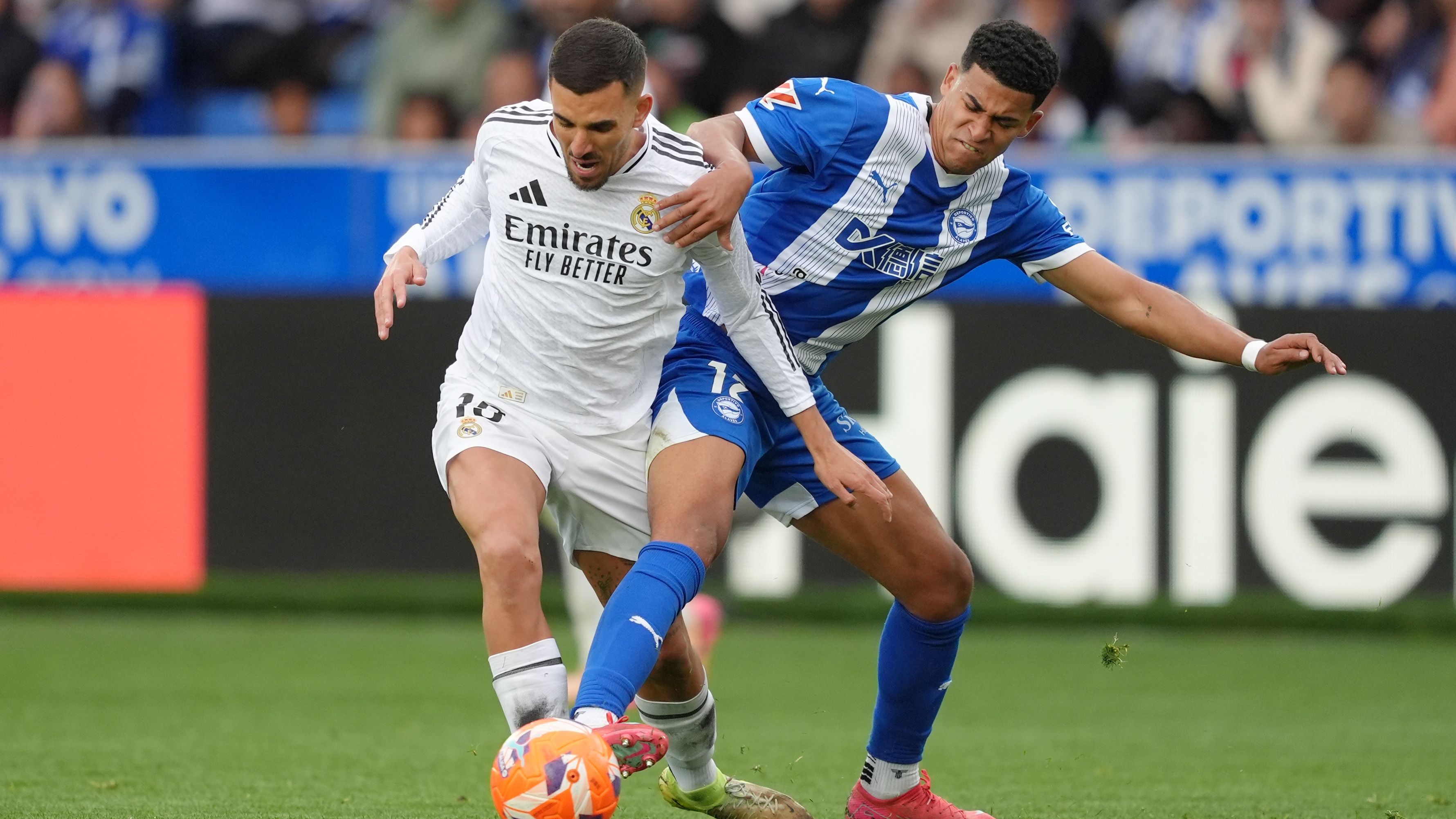 Deportivo Alaves v Real Madrid CF - La Liga EA Sports
