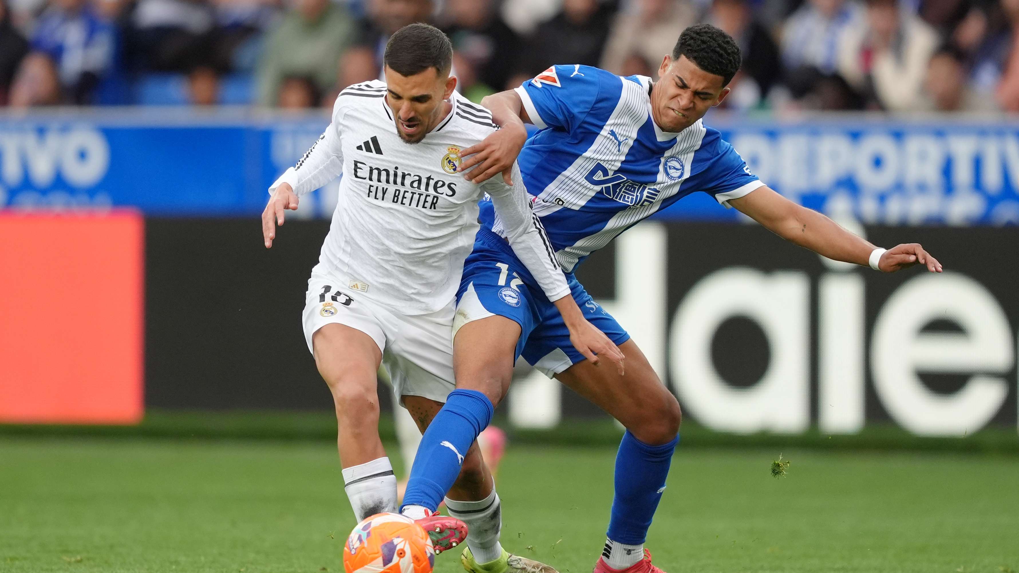 Deportivo Alaves v Real Madrid CF - La Liga EA Sports