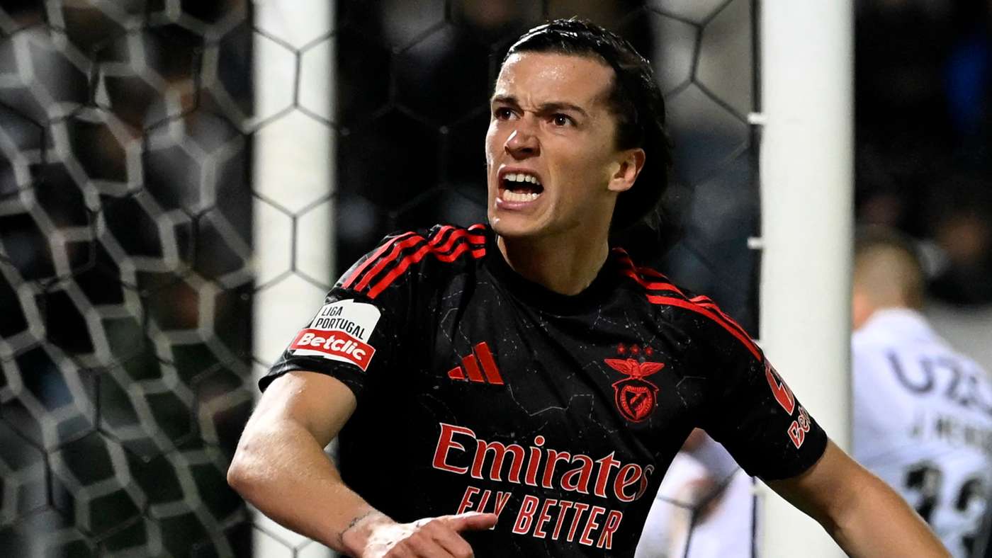 FBL-POR-LIGA-VITORIA GUIMARAES-BENFICA