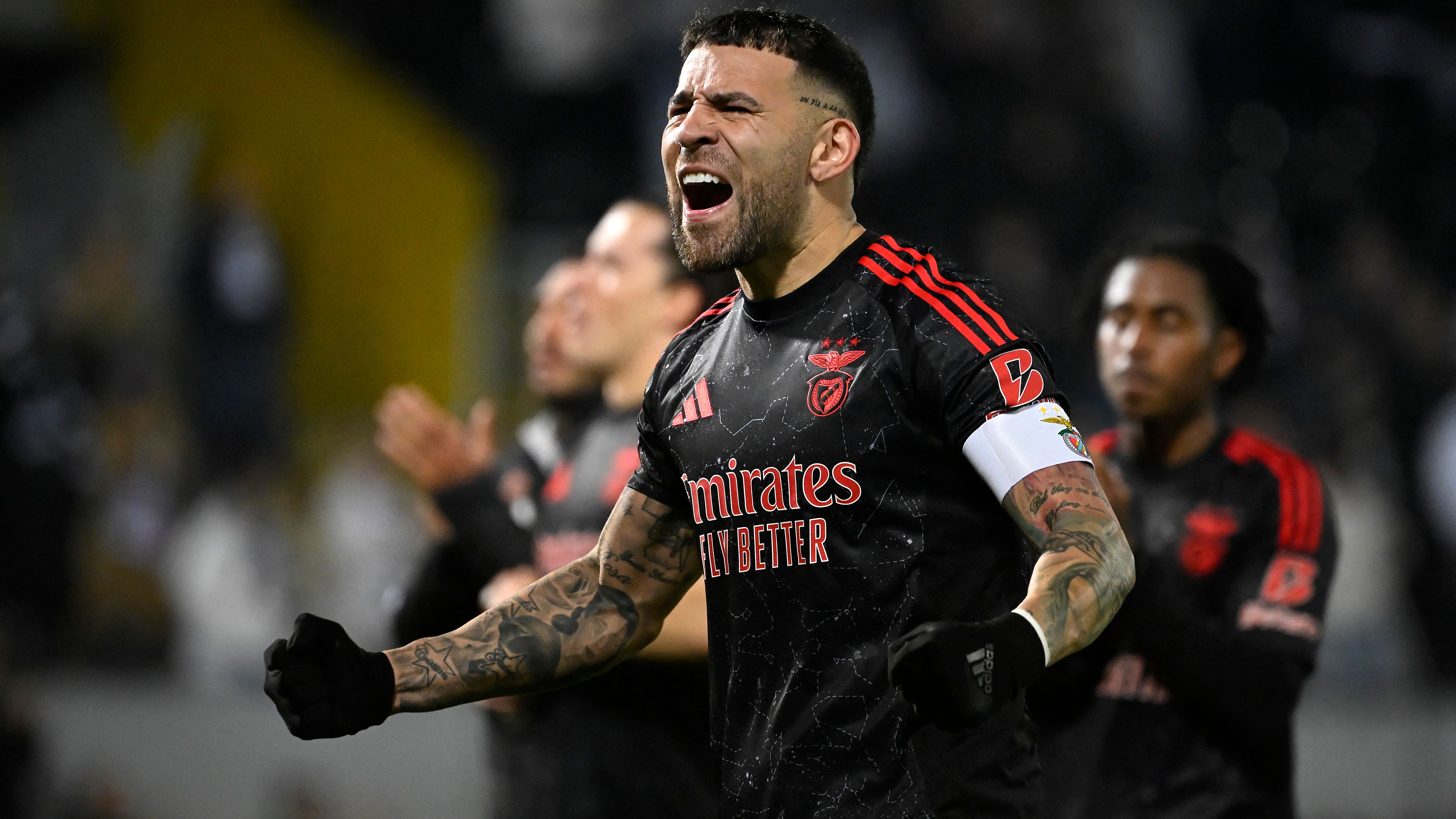 FBL-POR-LIGA-VITORIA GUIMARAES-BENFICA