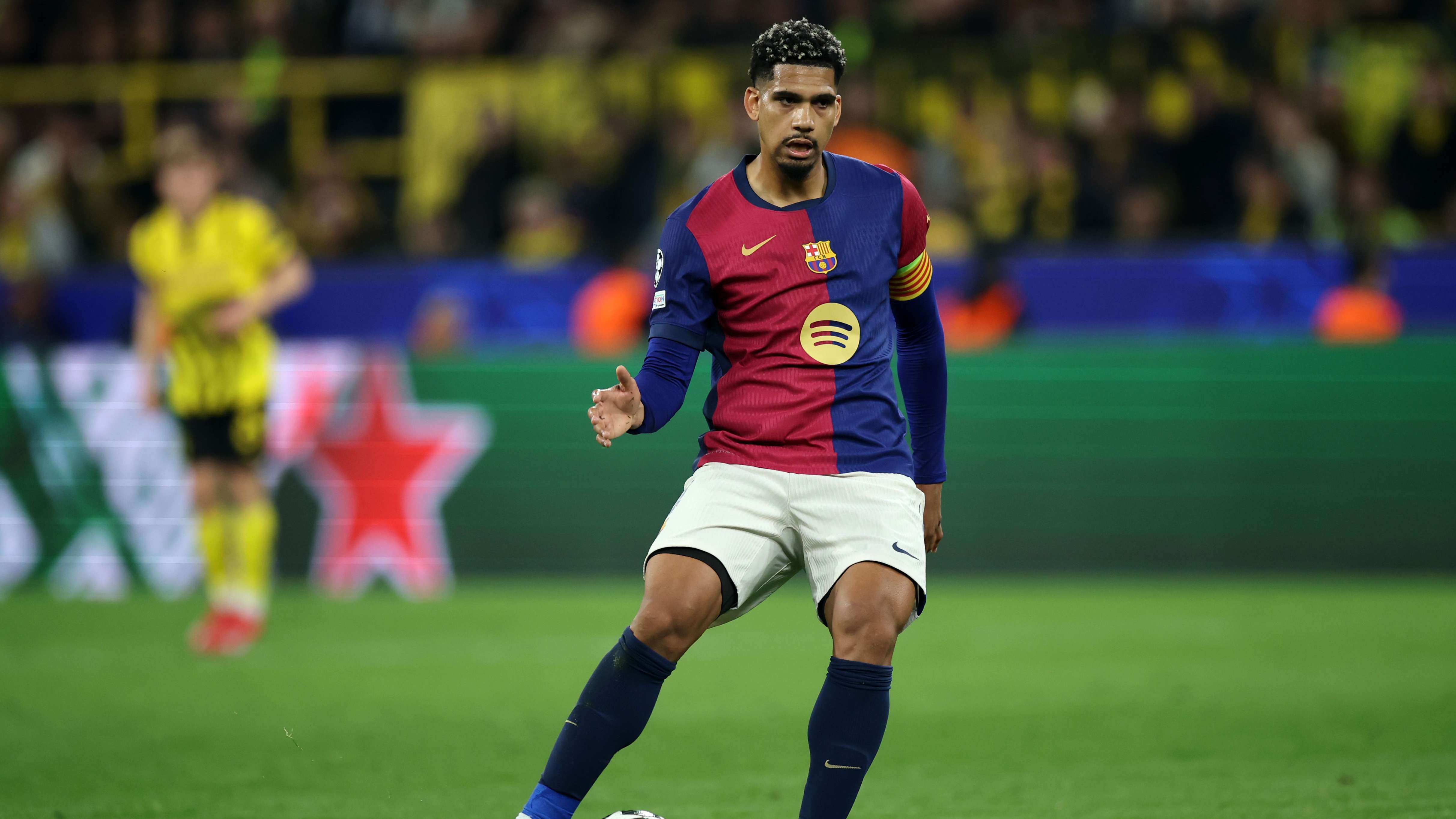 Borussia Dortmund v 	FC Barcelona - UEFA Champions League 2024/25 Quarter Final Second Leg