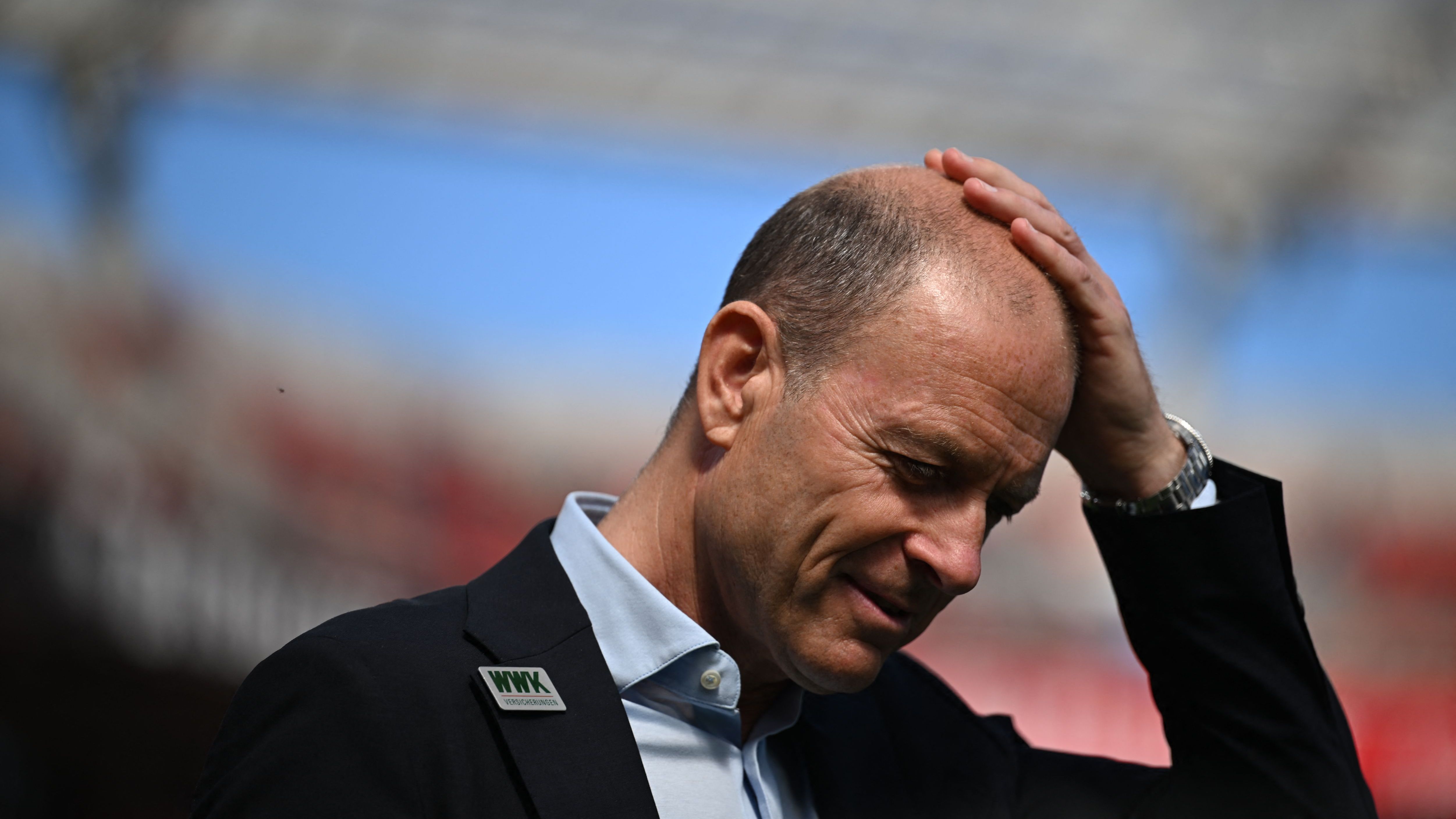 FBL-GER-BUNDESLIGA-LEVERKUSEN-AUGSBURG