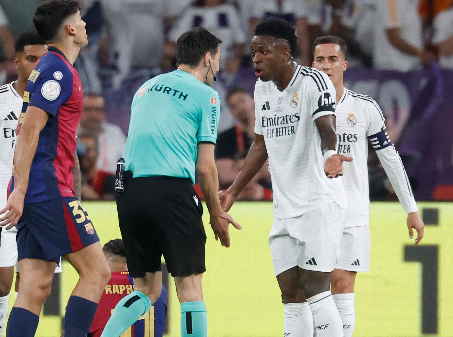 FBL-ESP-CUP-BARCELONA-REAL MADRID