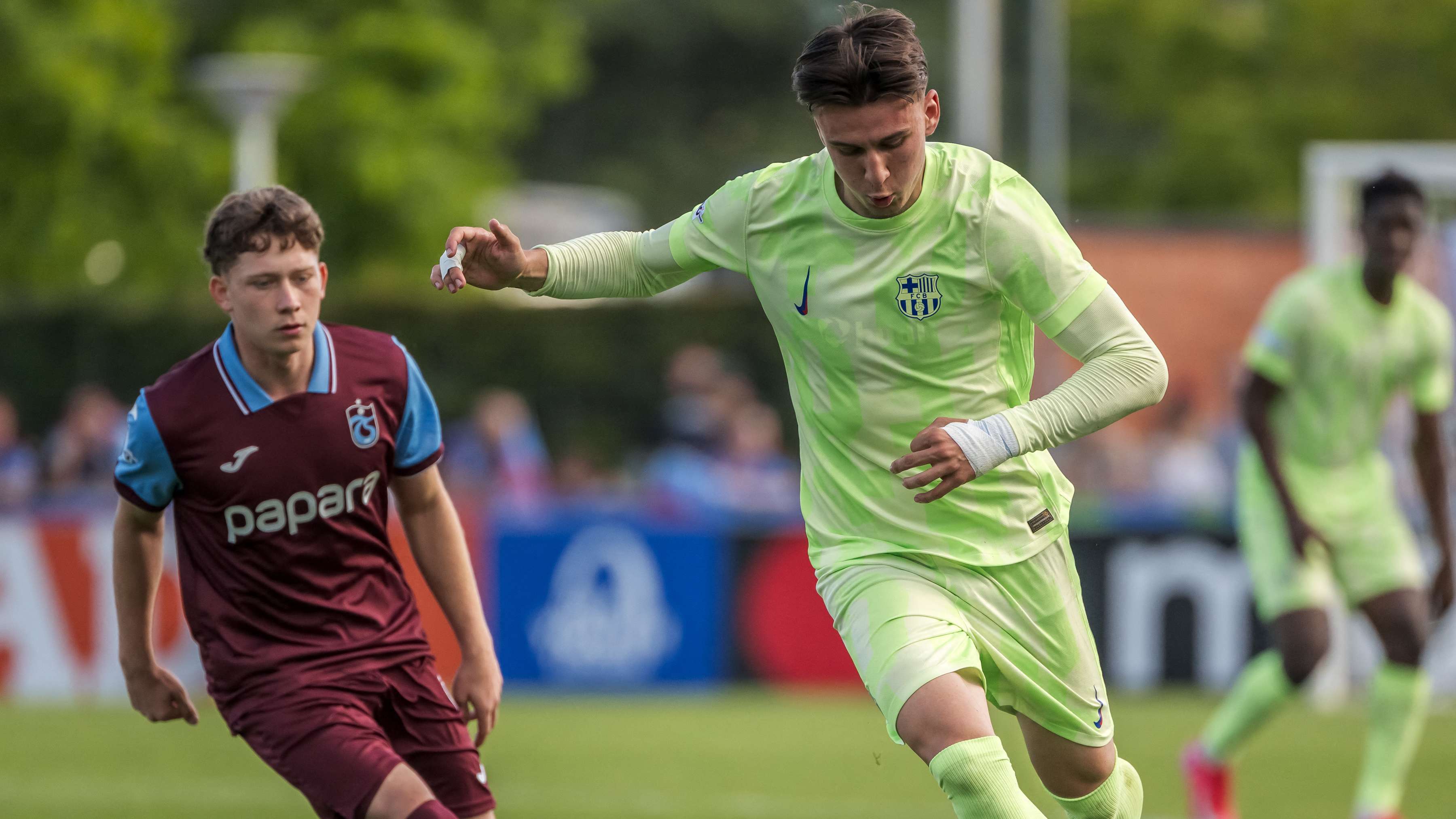 FBL-EUR-YOUTH LEAGUE-TRABZONSPOR-BARCELONA