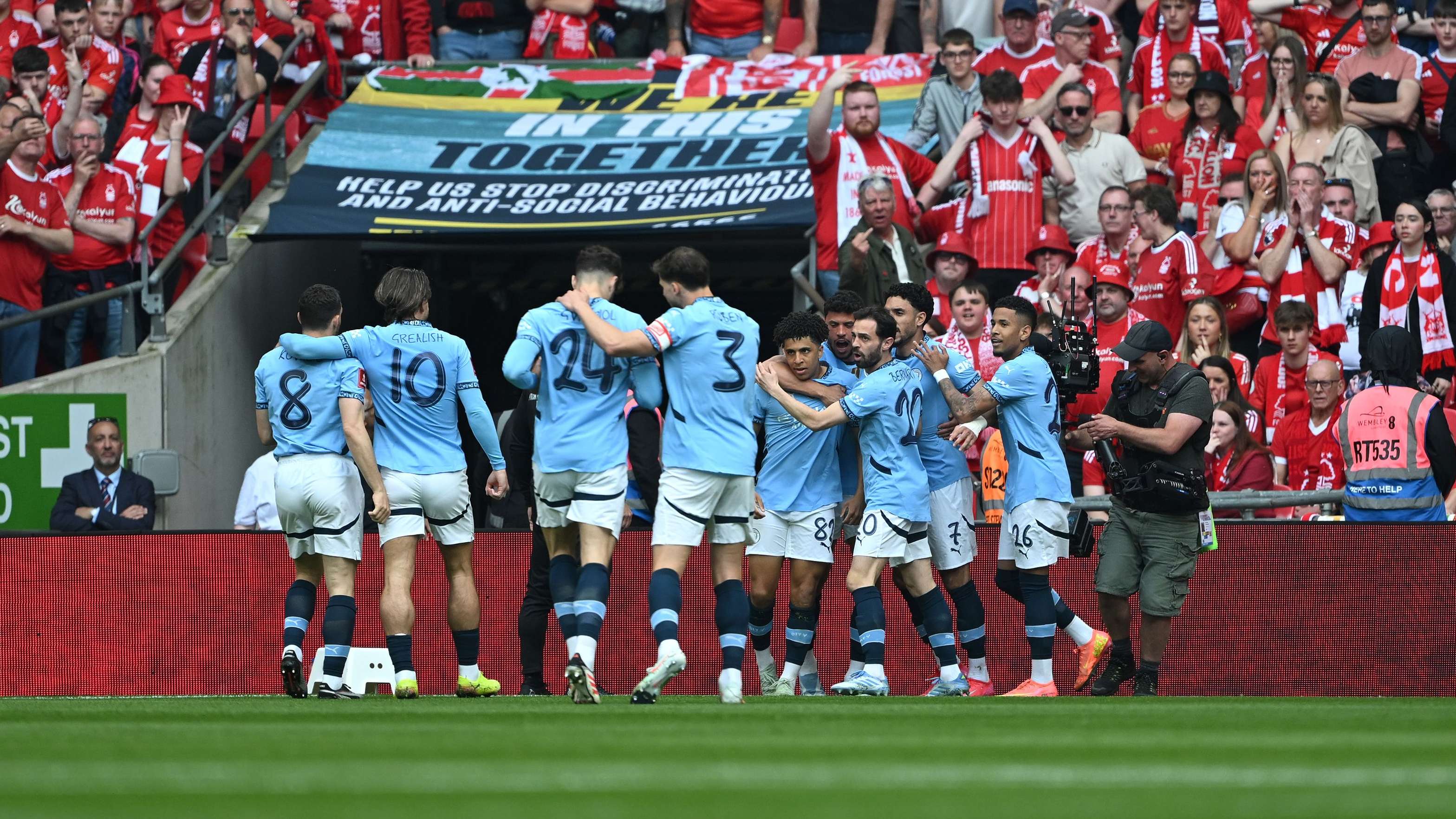 Nottingham Forest v Manchester City - Emirates FA Cup Semi Final