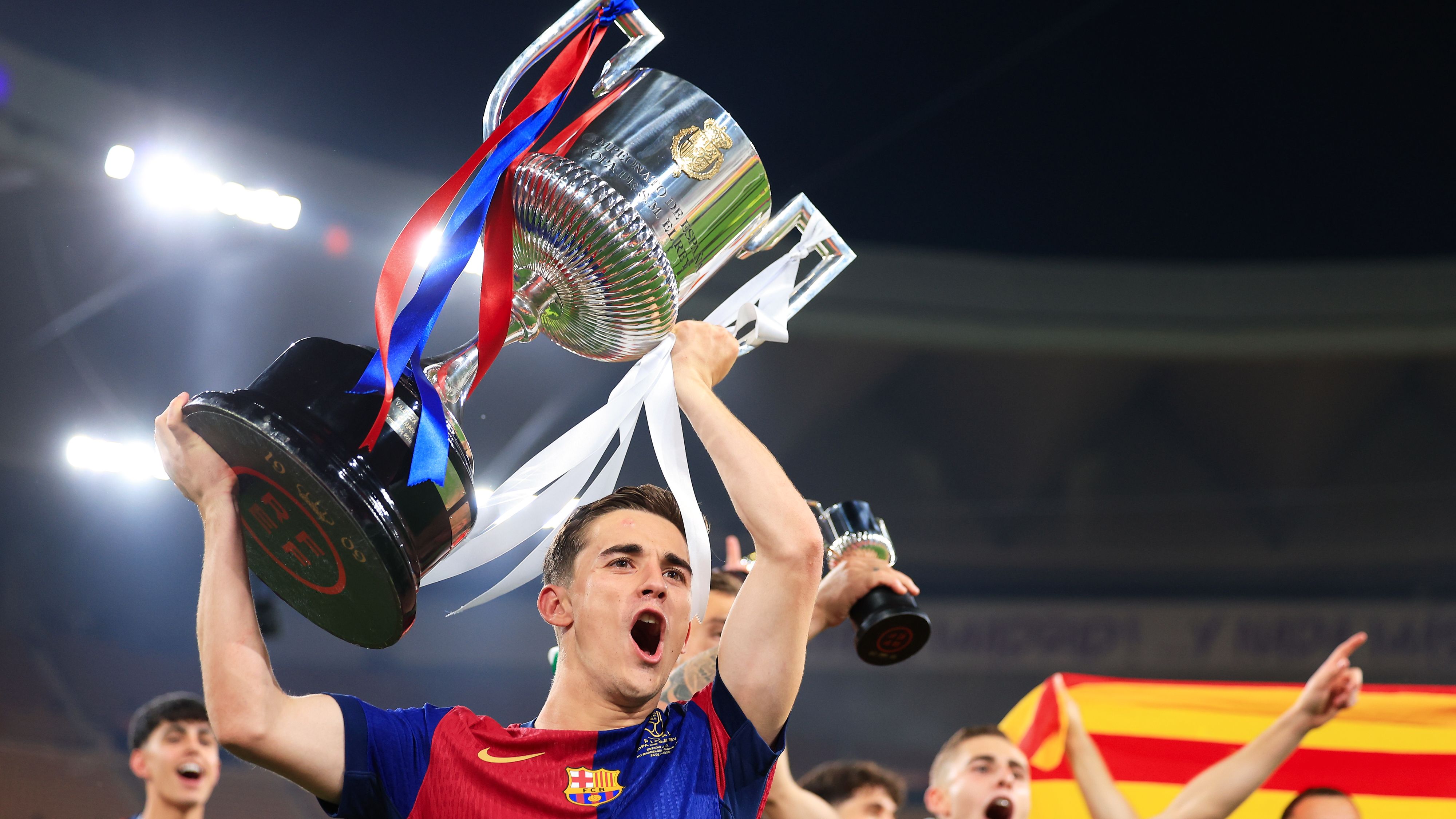 جدول مباريات كأس ملك إسبانيا 2025-2026: برشلونة وريال مدريد في القنوات الناقلة