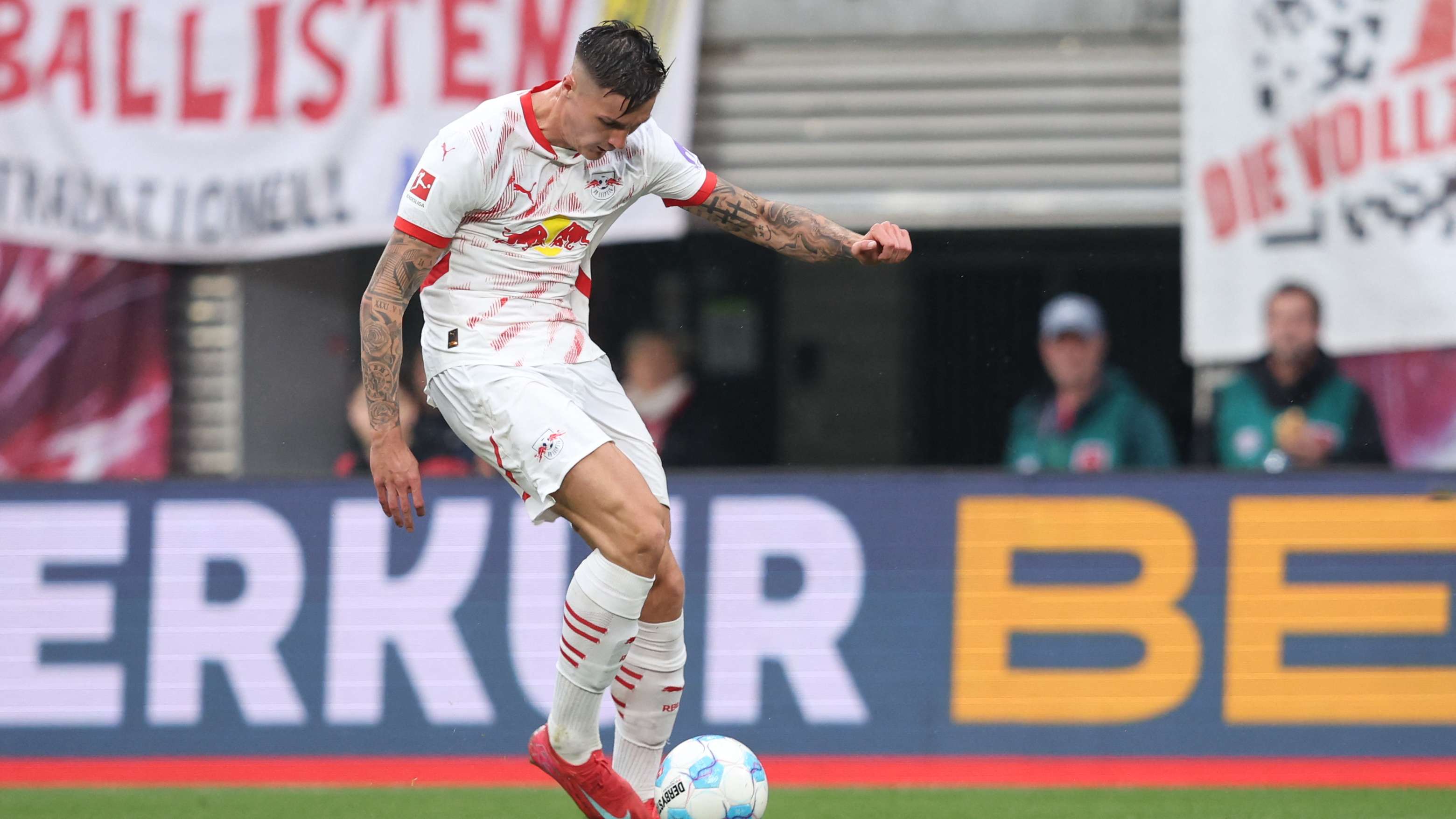 FBL-GER-BUNDESLIGA-LEIPZIG-BAYERN MUNICH