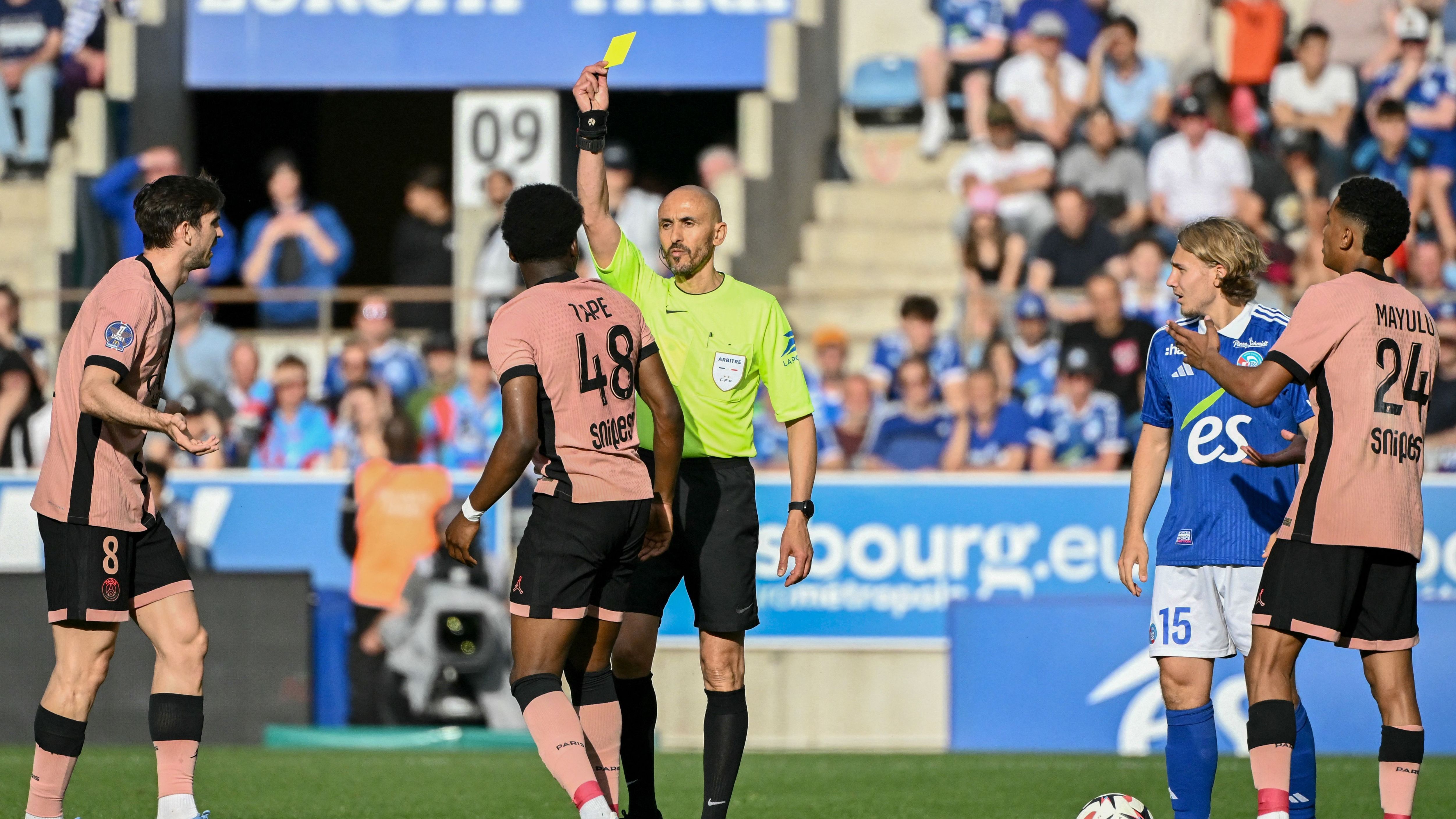 FBL-FRA-LIGUE1-STRASBOURG-PSG