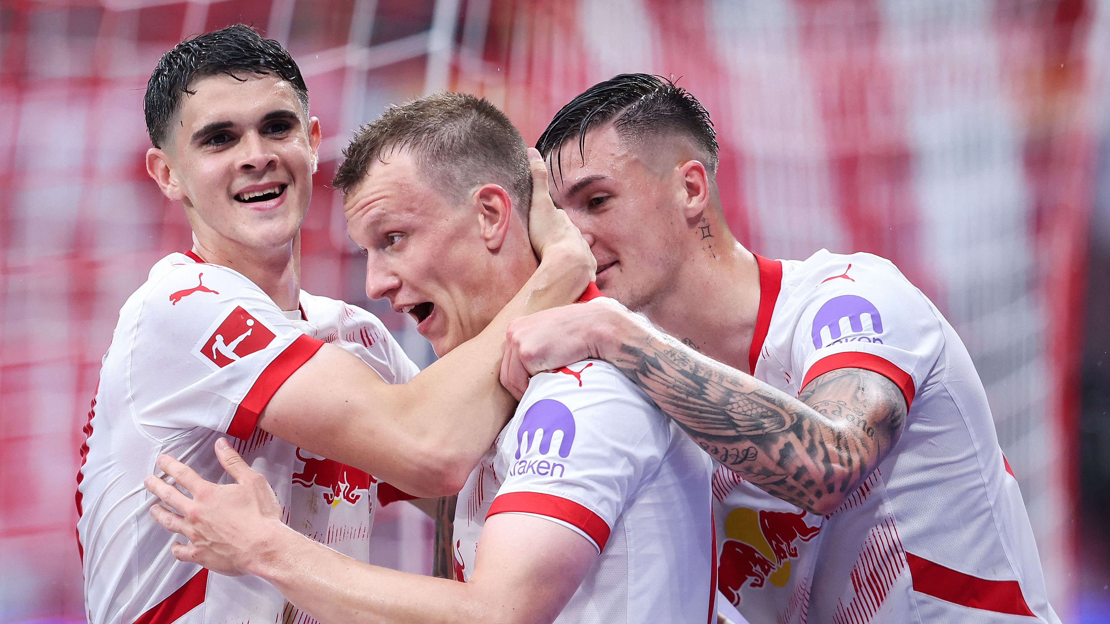 FBL-GER-BUNDESLIGA-LEIPZIG-BAYERN MUNICH