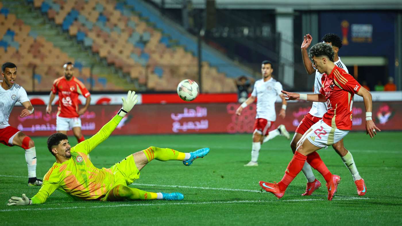 Al-Ahly-FC-vs-Petrojet-FC-Egyptian-Premier-League